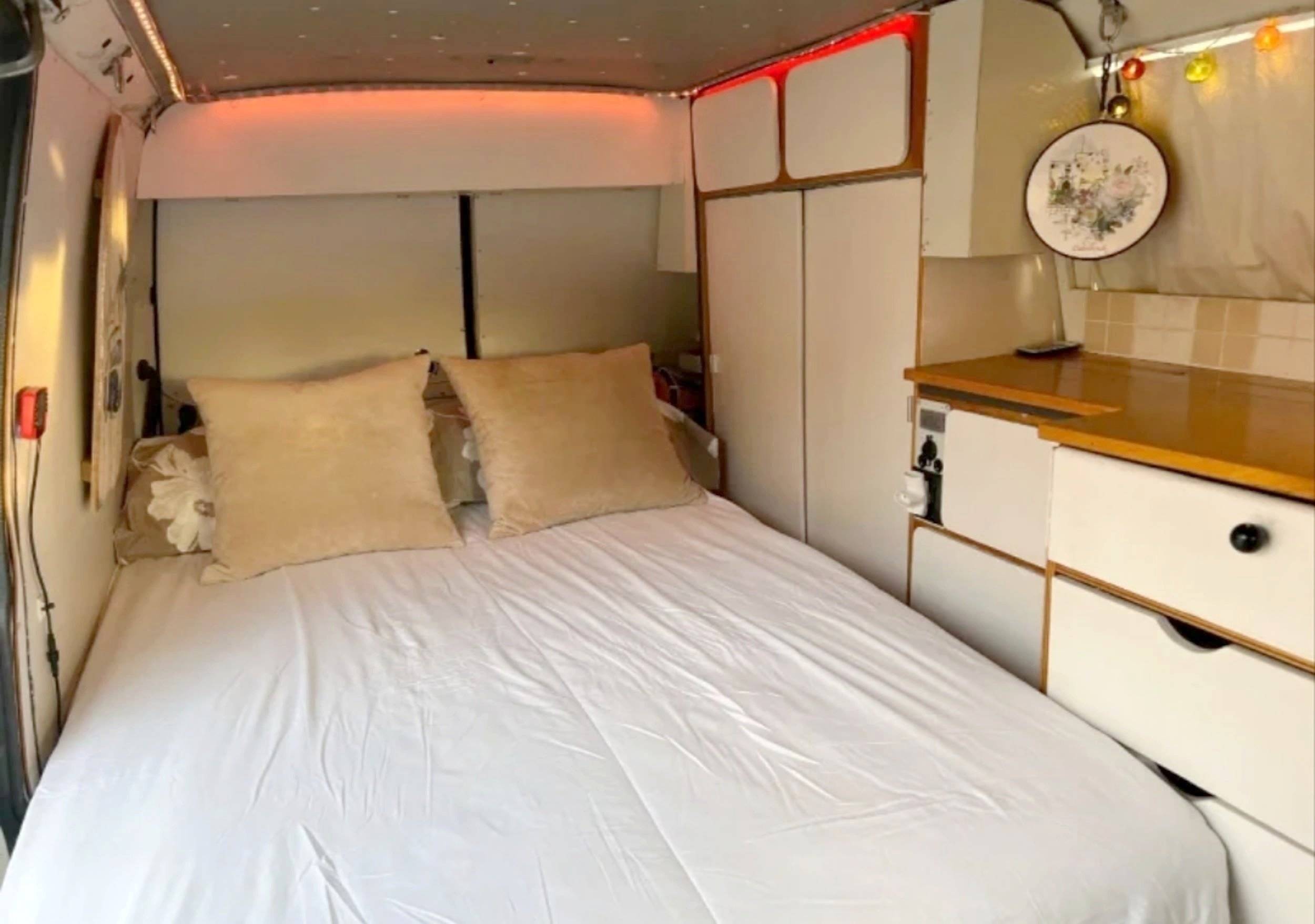 Berth Volkswagen t4 - Yescapa