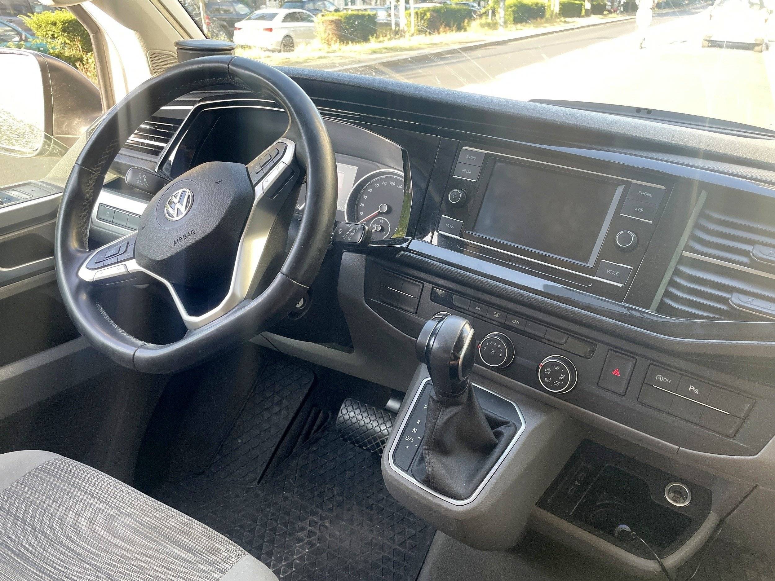 Volkswagen California Coast