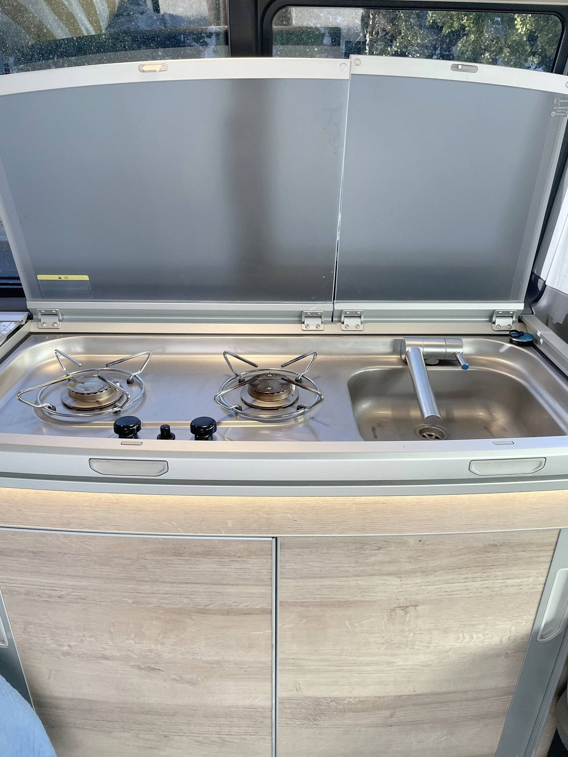 Angolo cucina Volkswagen T6 2 l 150 ch - Yescapa