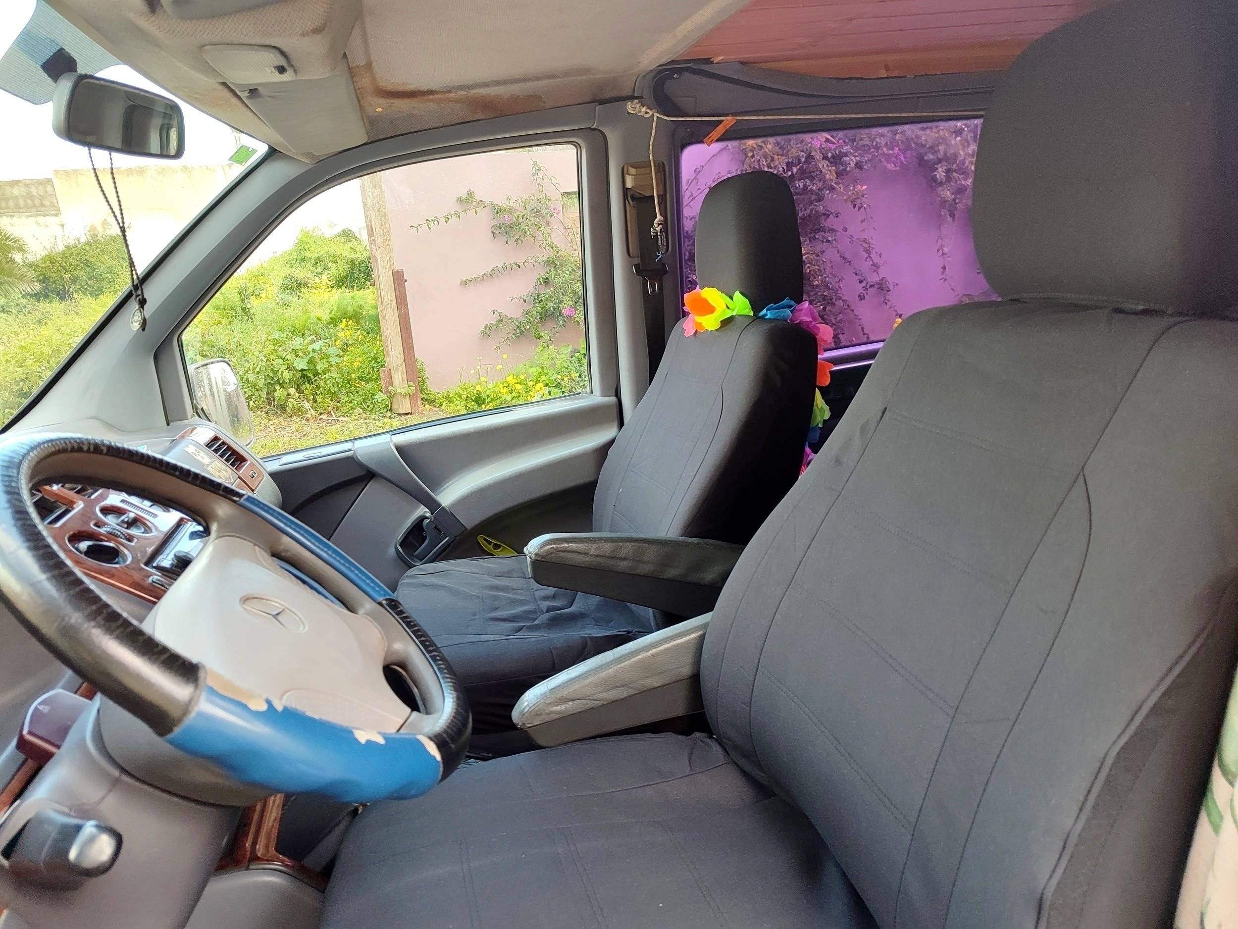 Poste de conduite Mercedes Vito 110 CDI - Yescapa