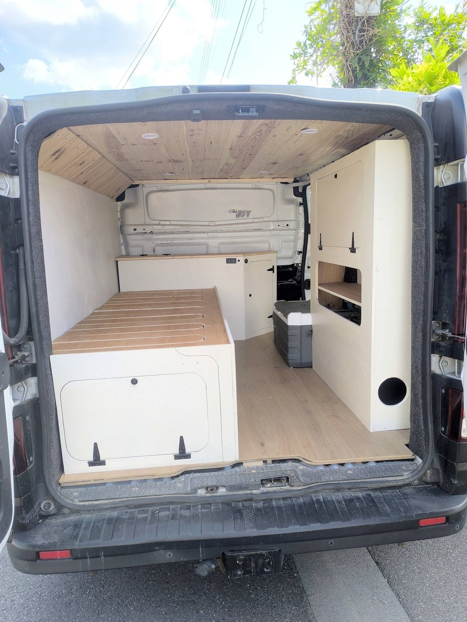 Kochnische Renault Renault Trafic - Yescapa