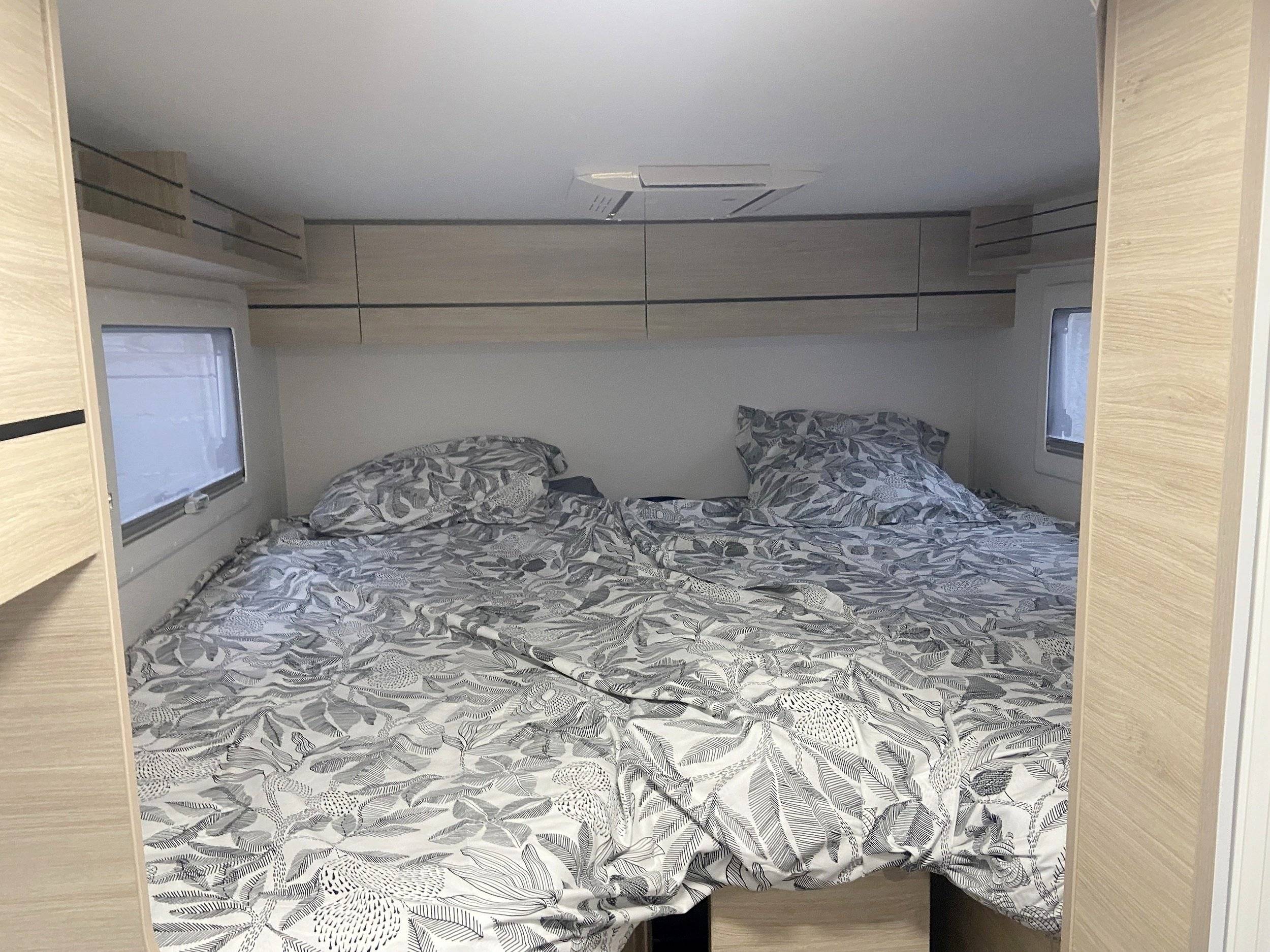 Berth Ford - Yescapa