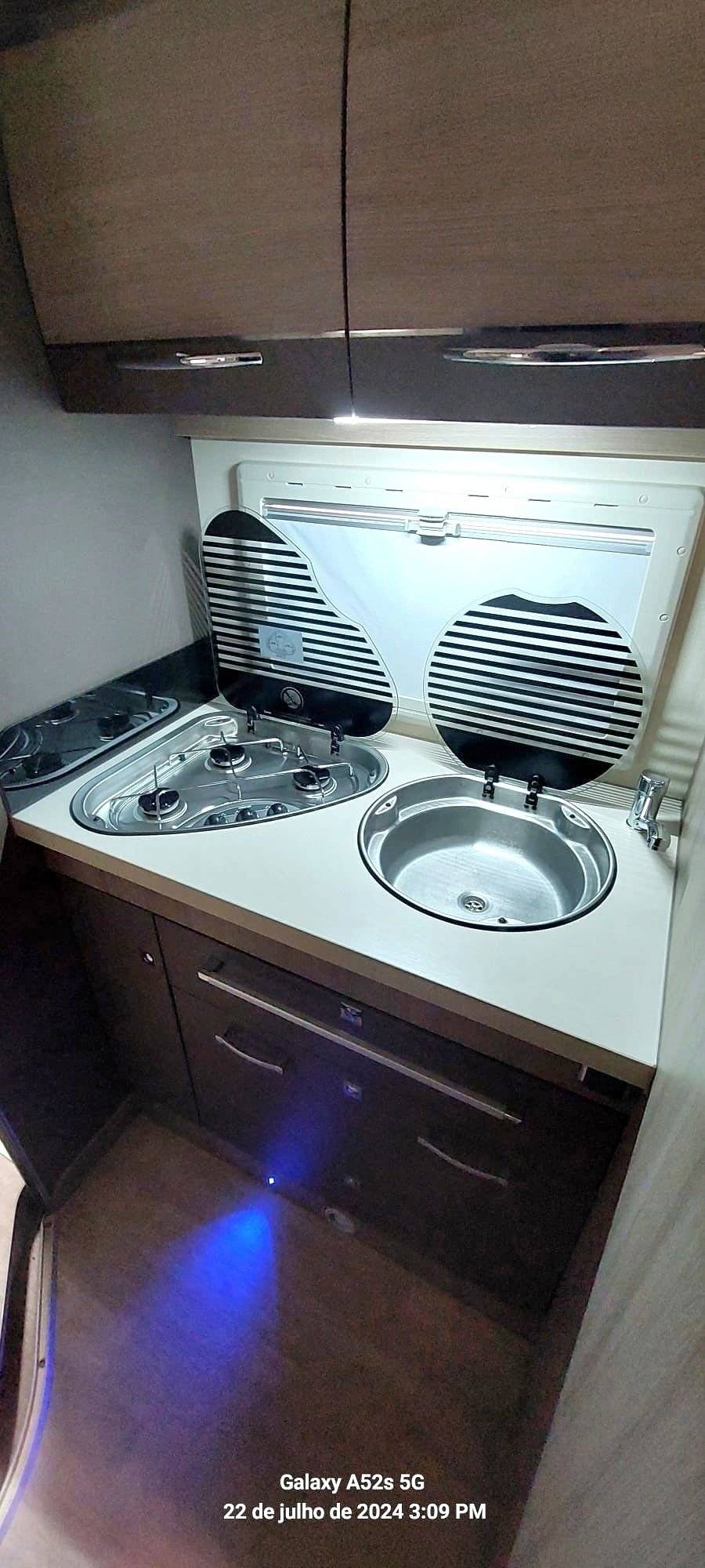 Chausson 2,3 l 130 ch.