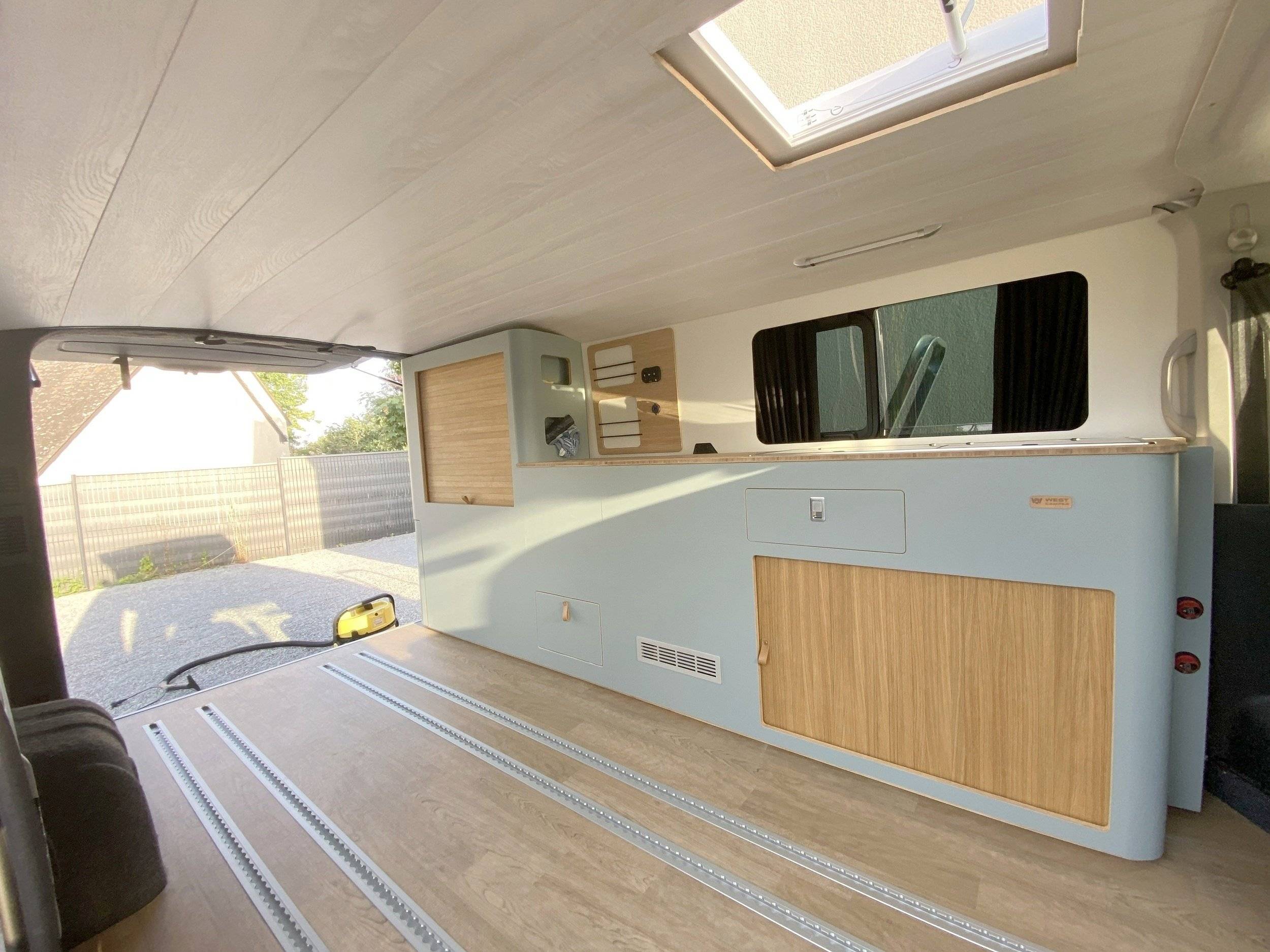 Renault Trafic L2H1 2 l 120 ch