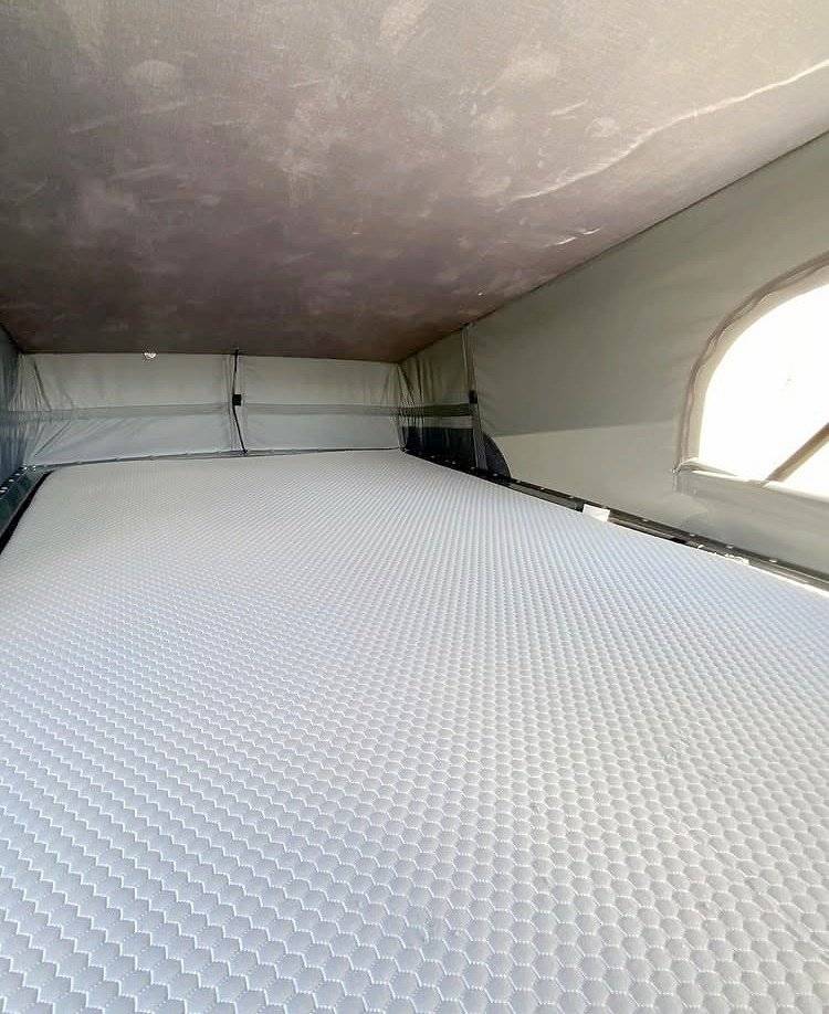 Letti Volkswagen T5 2.0L TDI 140CH 4MOTION - Yescapa