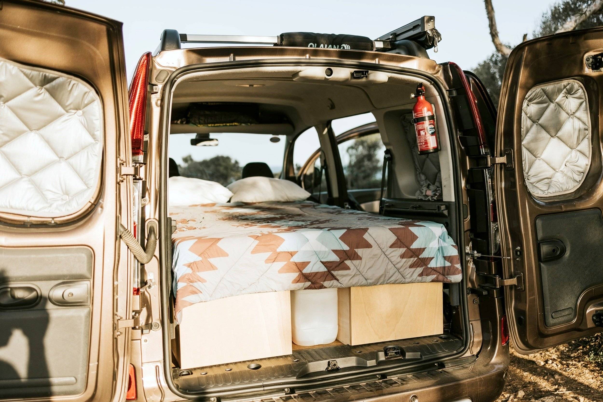 El camino adventure vans Urban beach