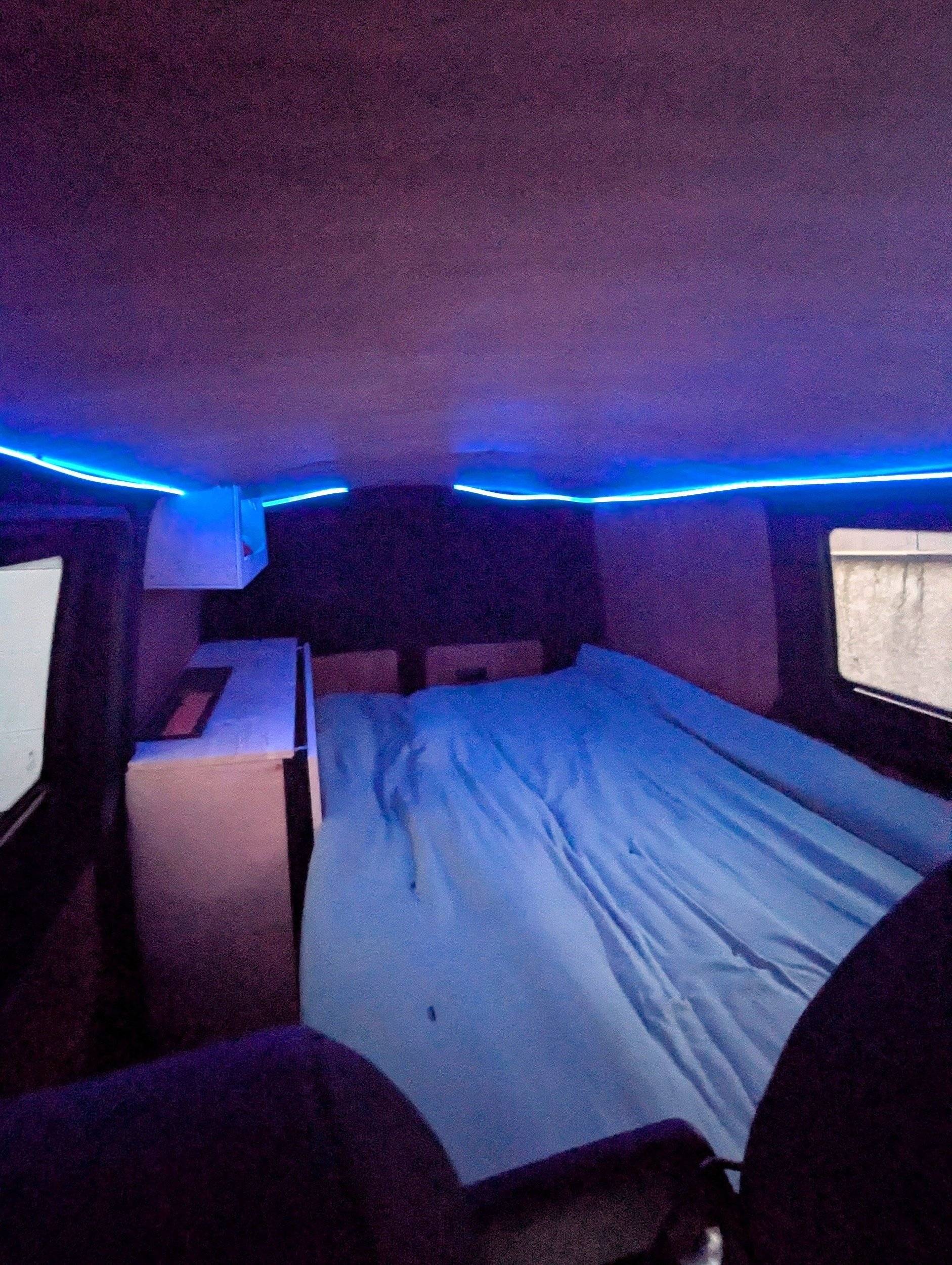 Volkswagen T6 2,0 l 102 ch