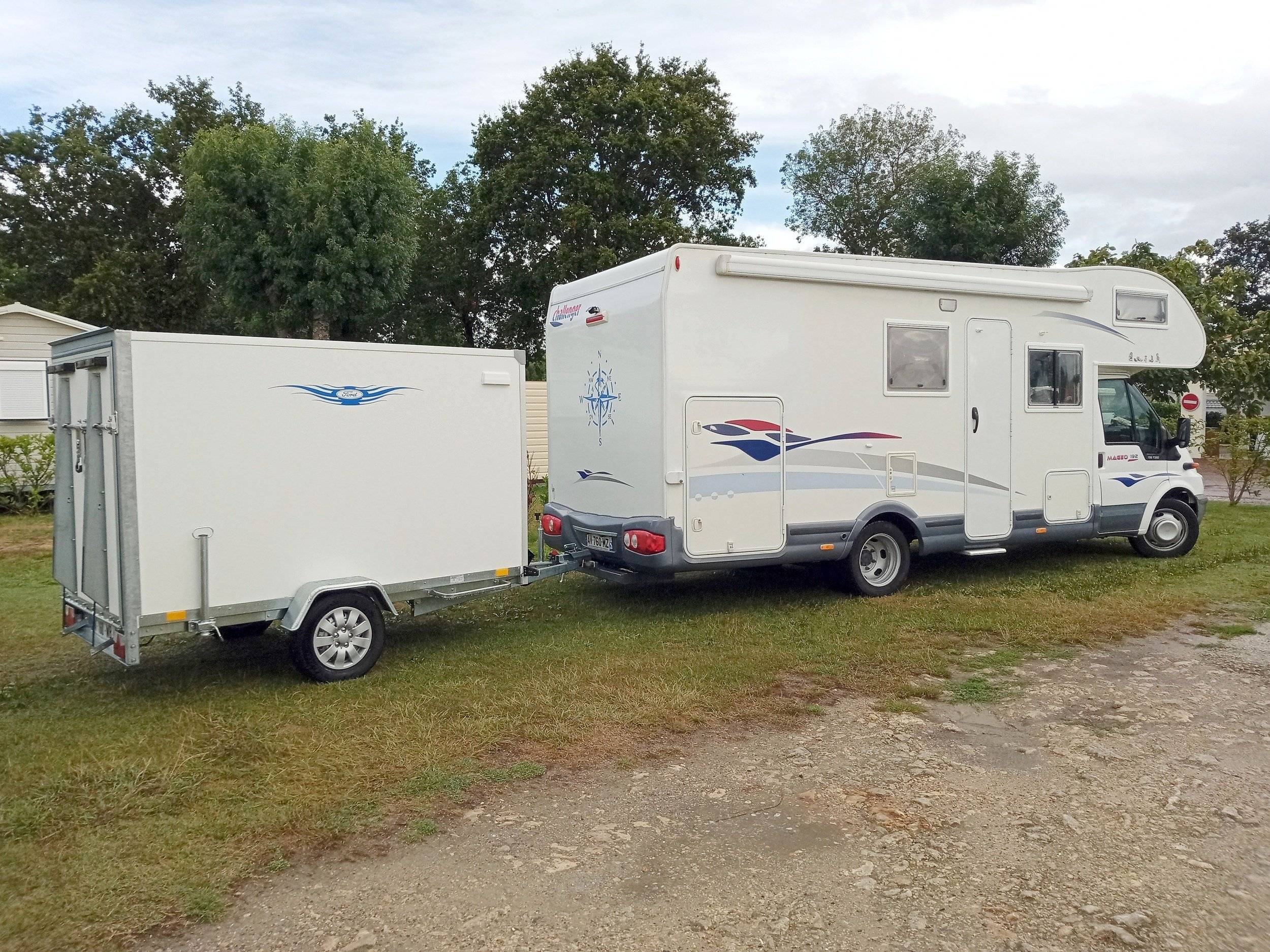 Challenger Transit 2,4 l 140 ch