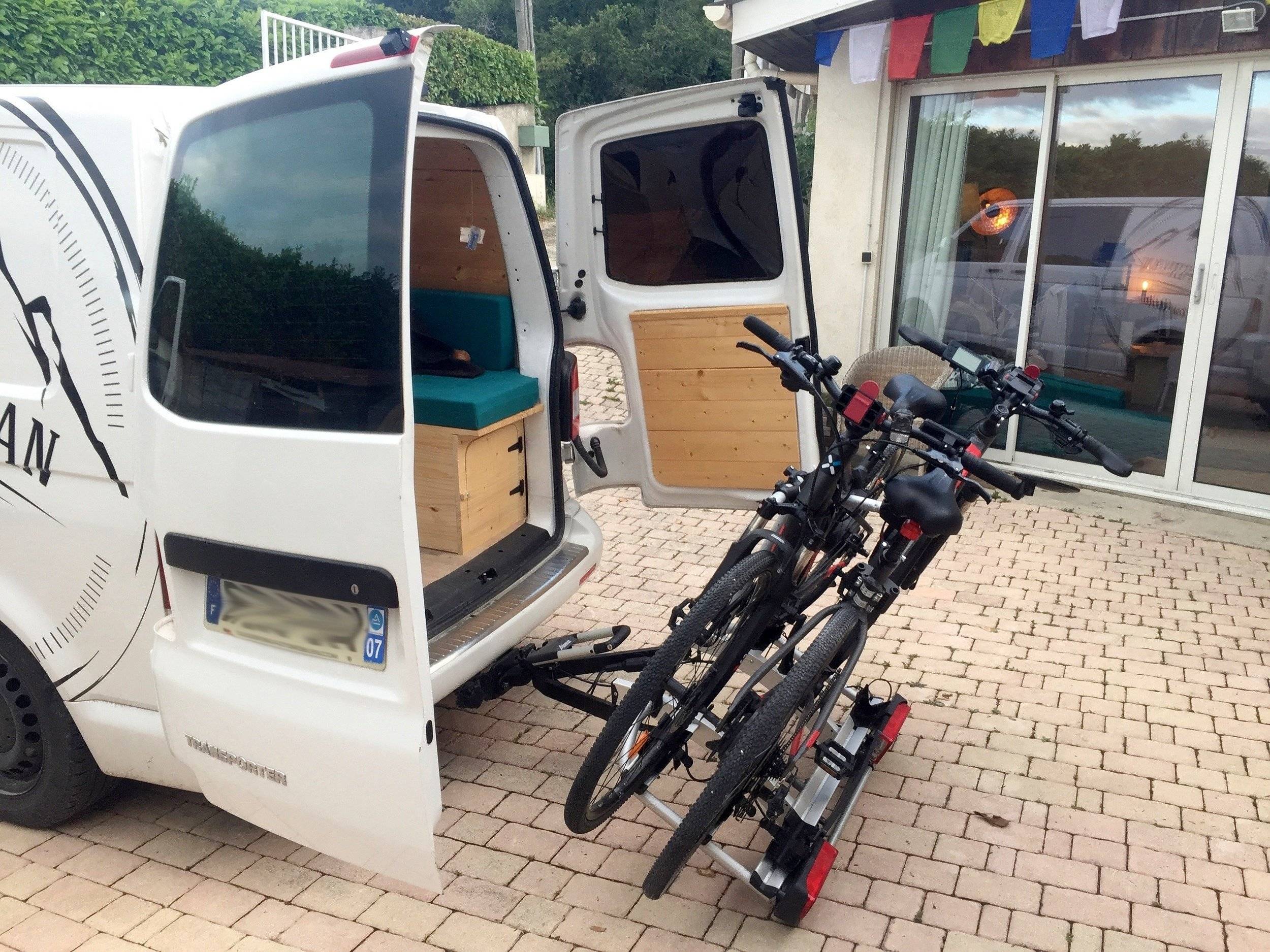 Volkswagen T5 2 l 140 ch