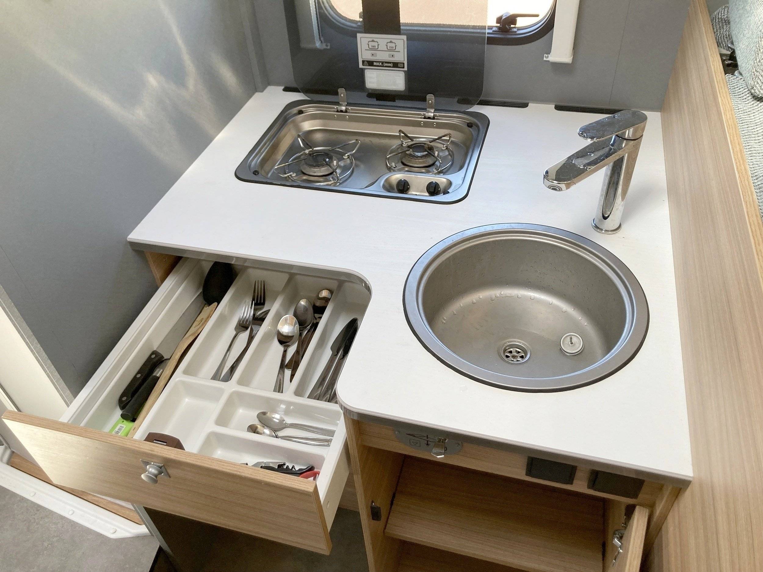 Dethleffs T 7052 DBM