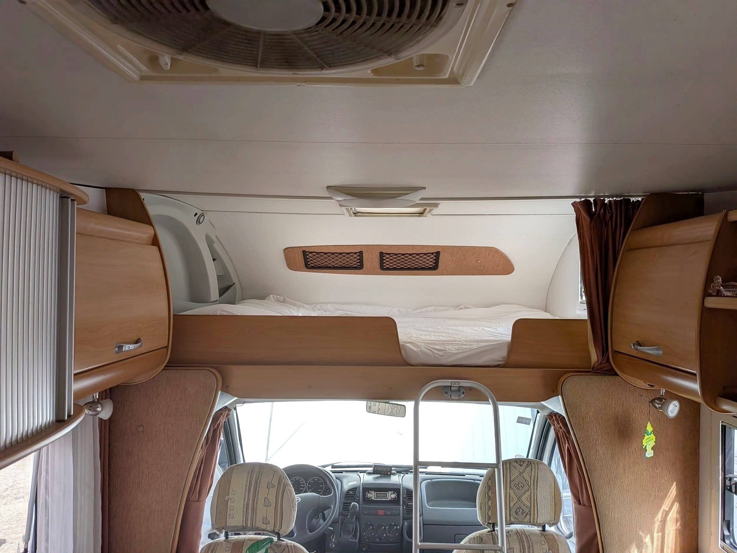 Chausson Welcome 8