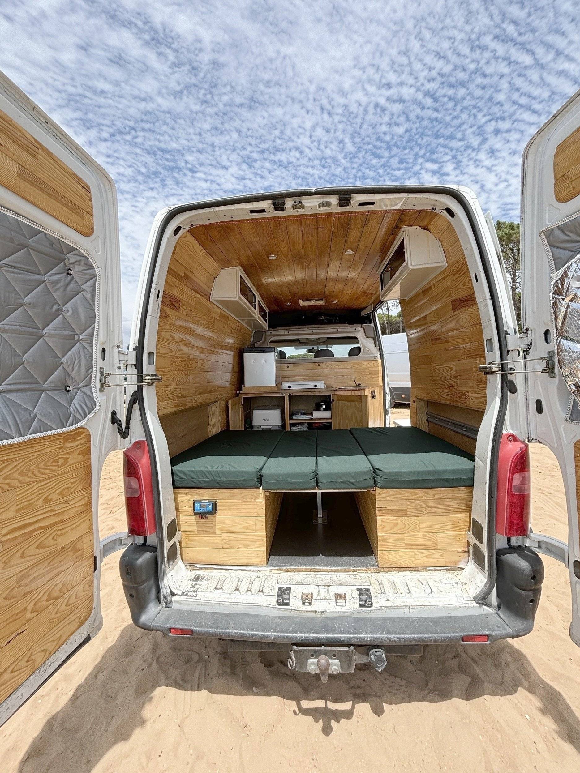Couchages Opel Movano - Yescapa