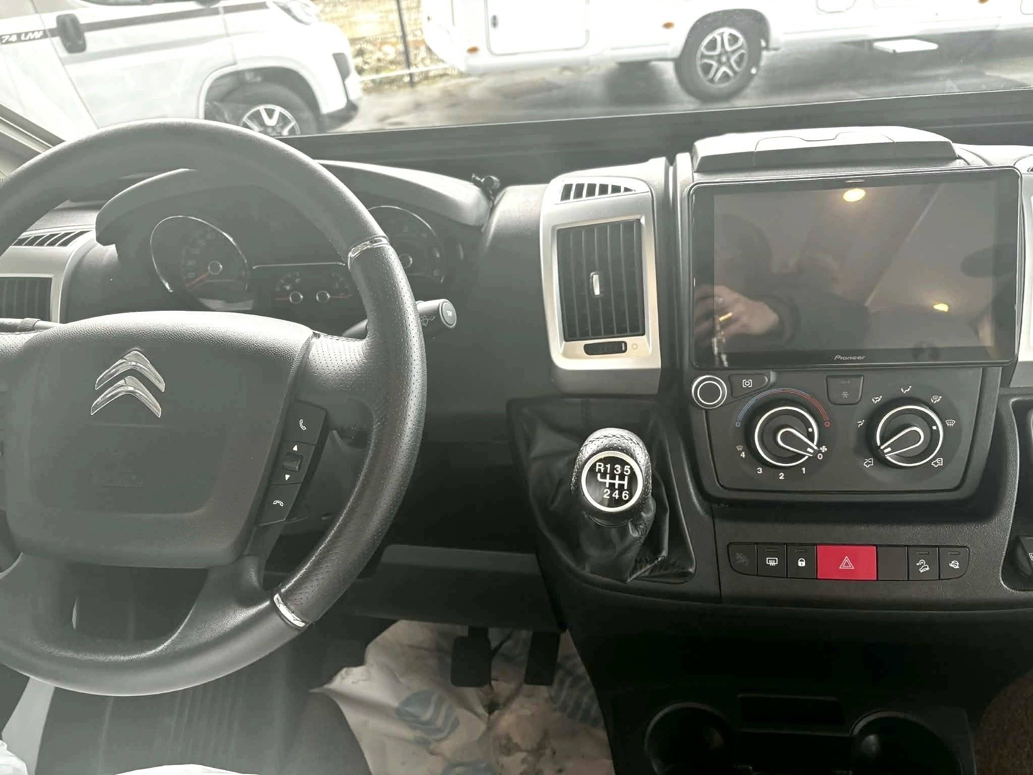 Bavaria BAVARIA T696D