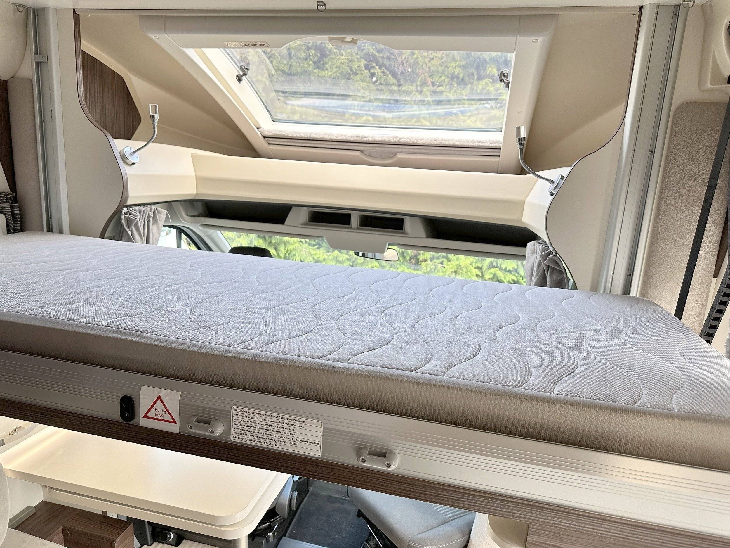 Schlafplätze Ford ford transit - Yescapa