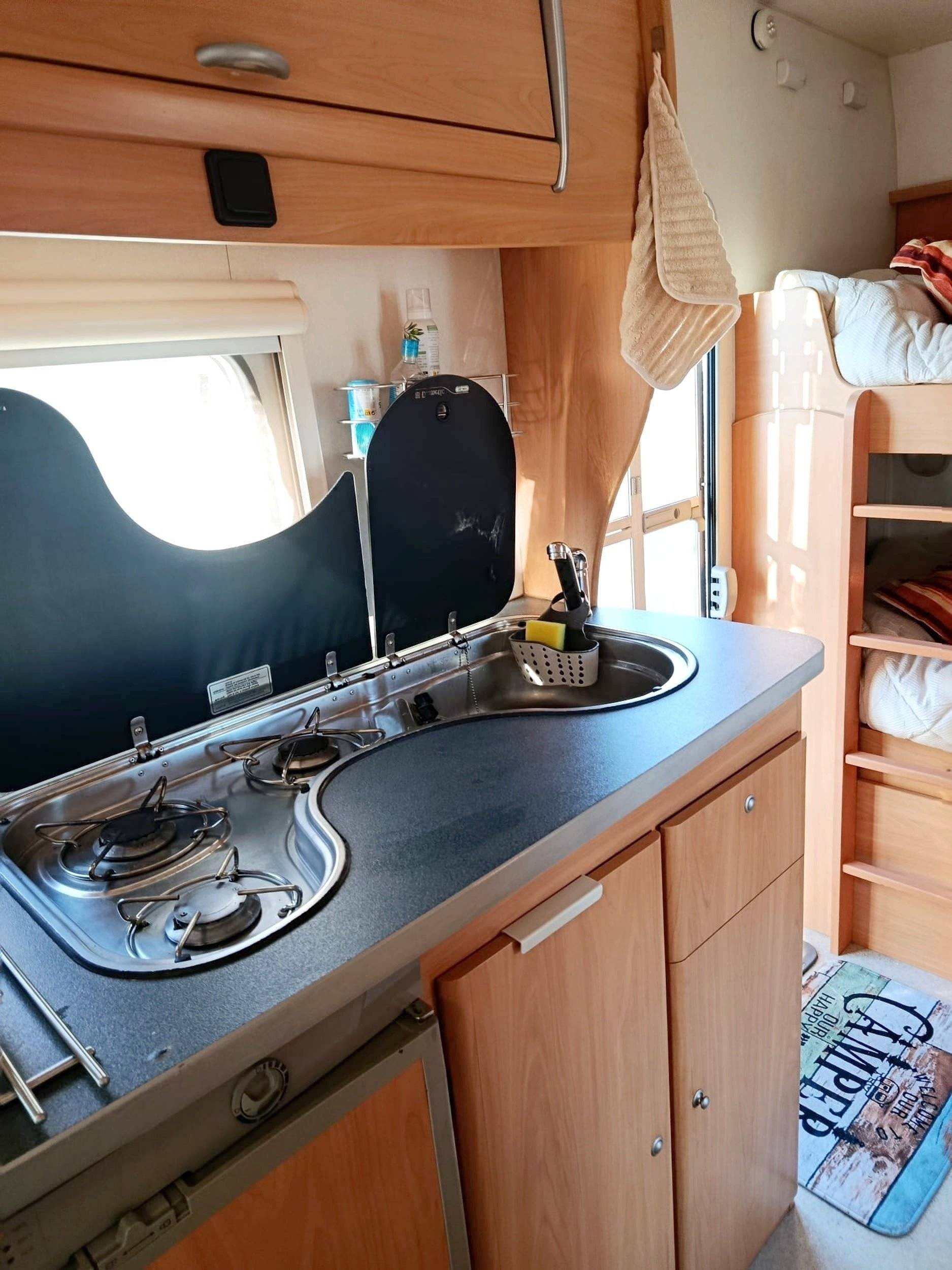 Benimar 35 light 2,4 l 140 ch.