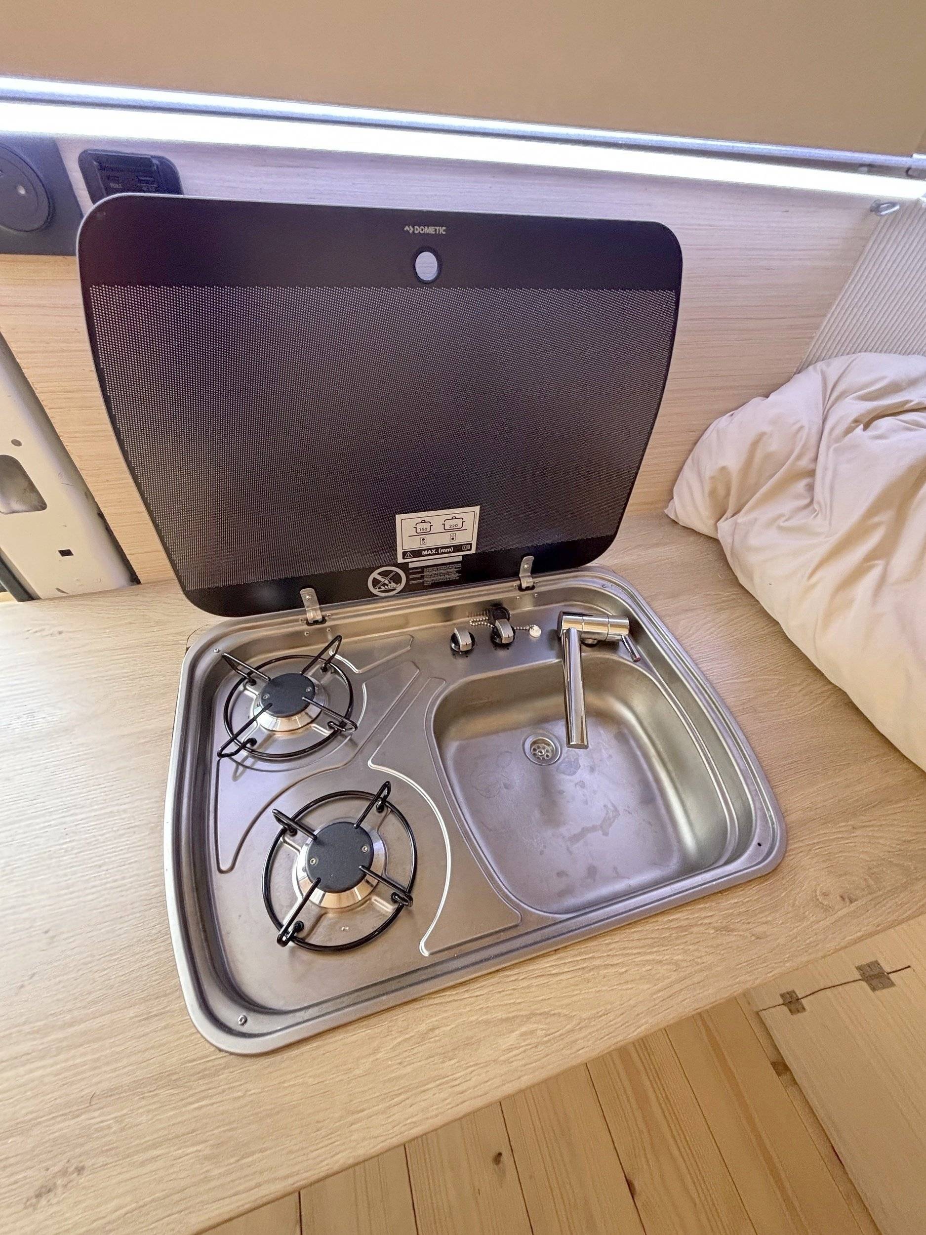Coin cuisine Peugeot Boxer 2,2 l hdi 130 ch - Yescapa