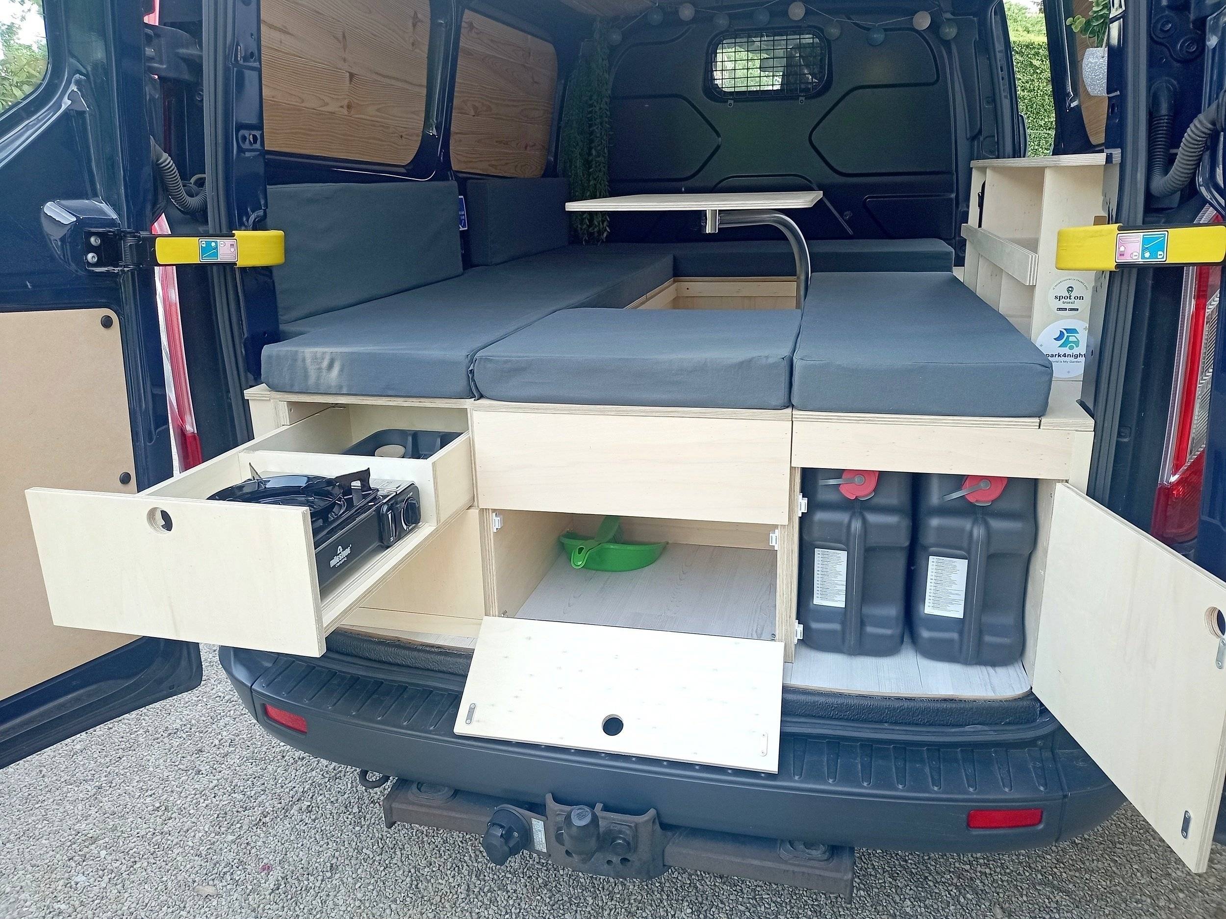 NOMAD AND CO TRANSIT CUSTOM