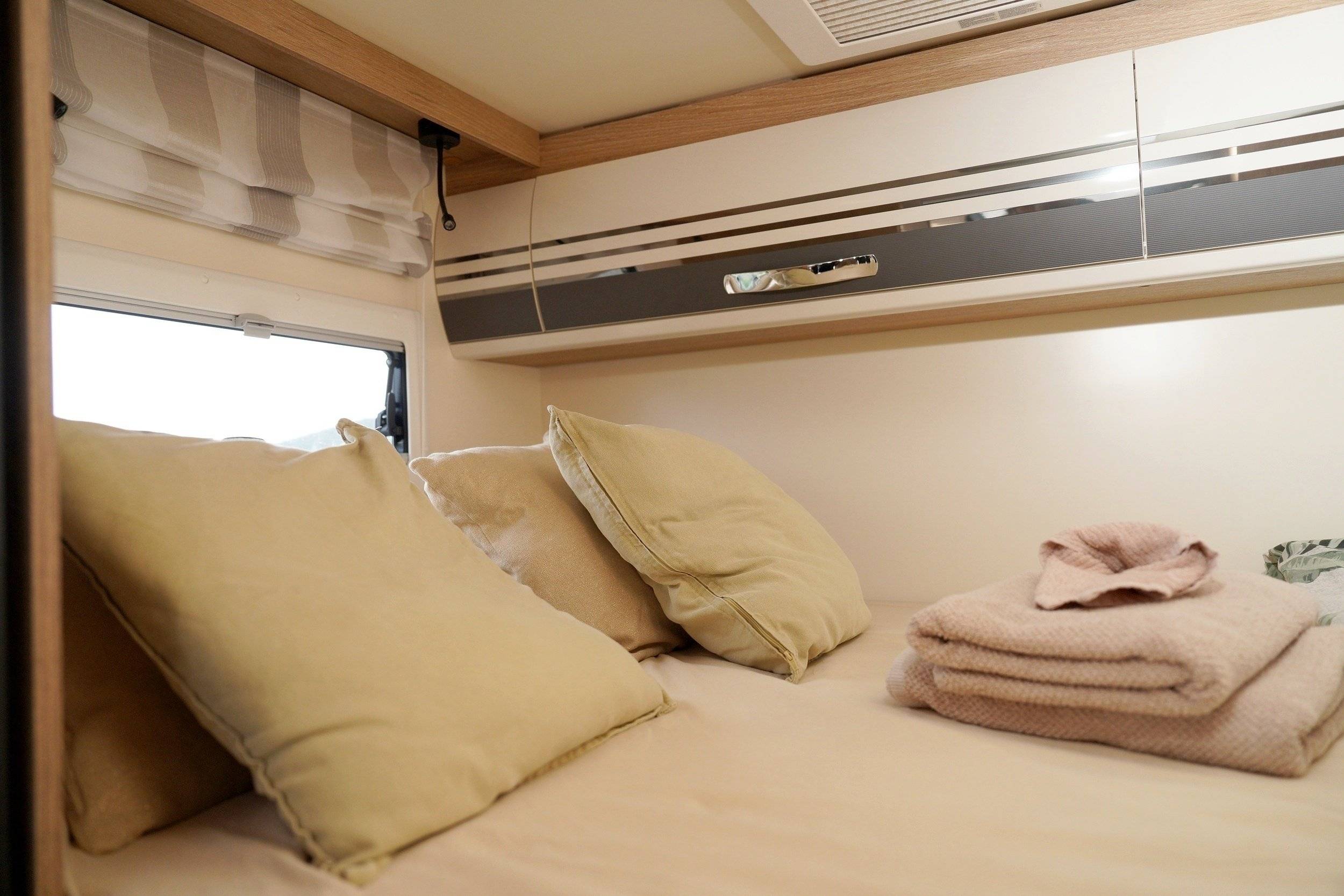 Car Caravane CARAVAN  