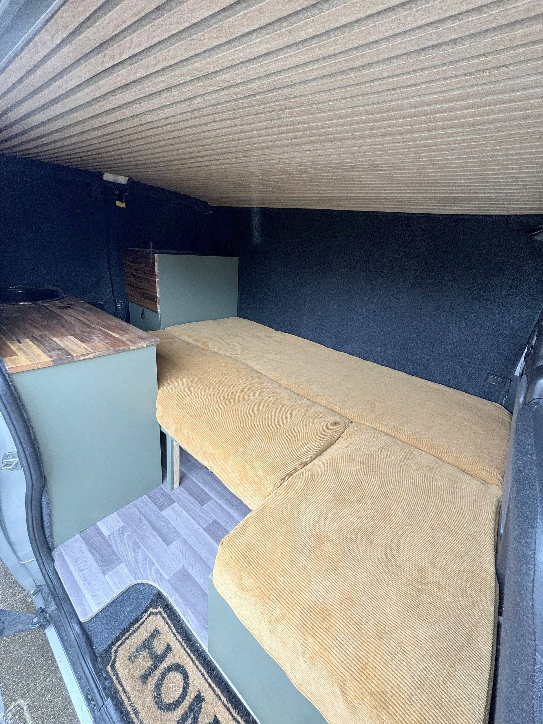 llits Renault Trafic 2,0 l dCi 120 ch. - Yescapa