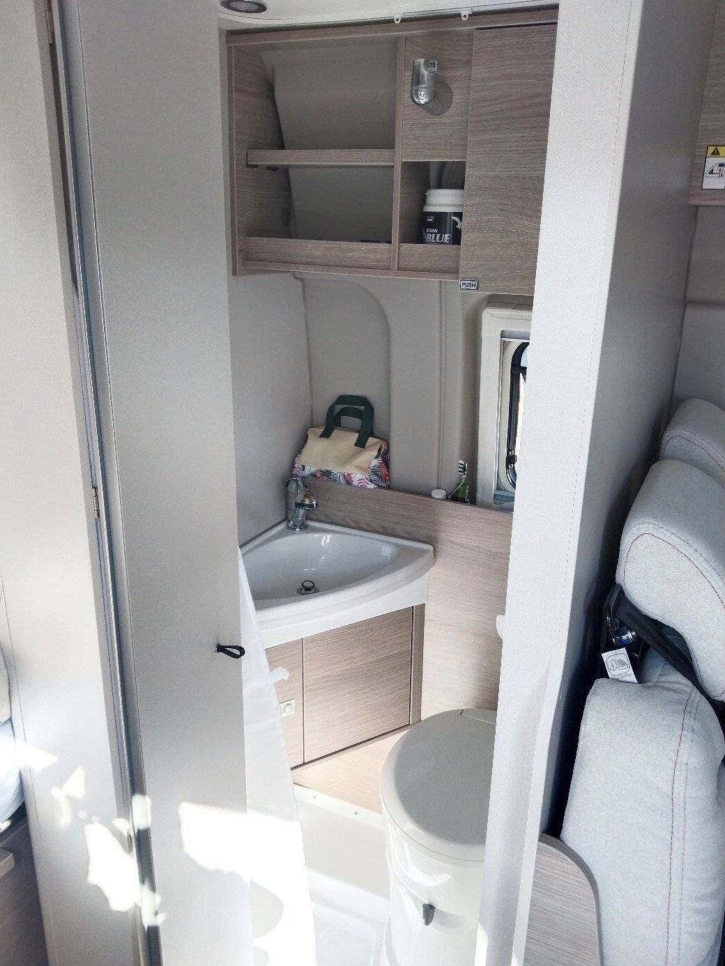 Bürstner CAMPEO C540 BLACK FOREST