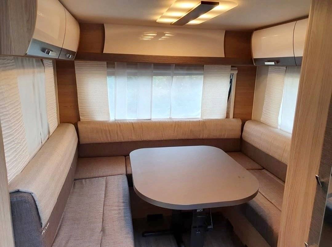 Bürstner Averso Plus