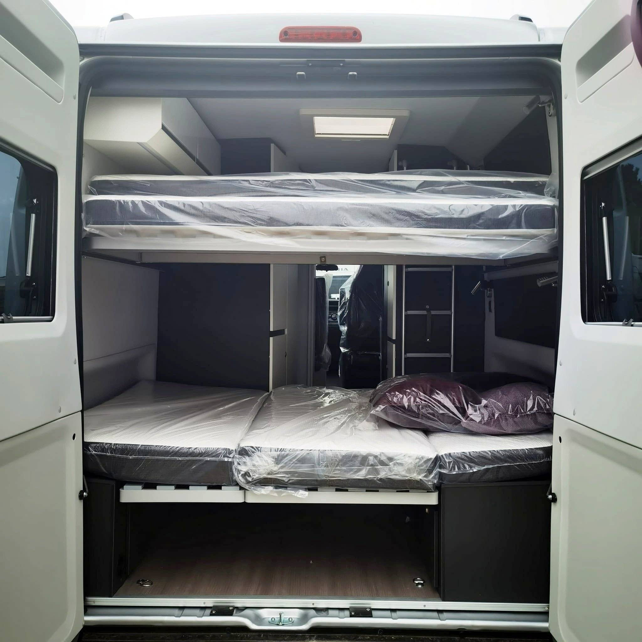 Adria TWIN 600SPB FAMILY