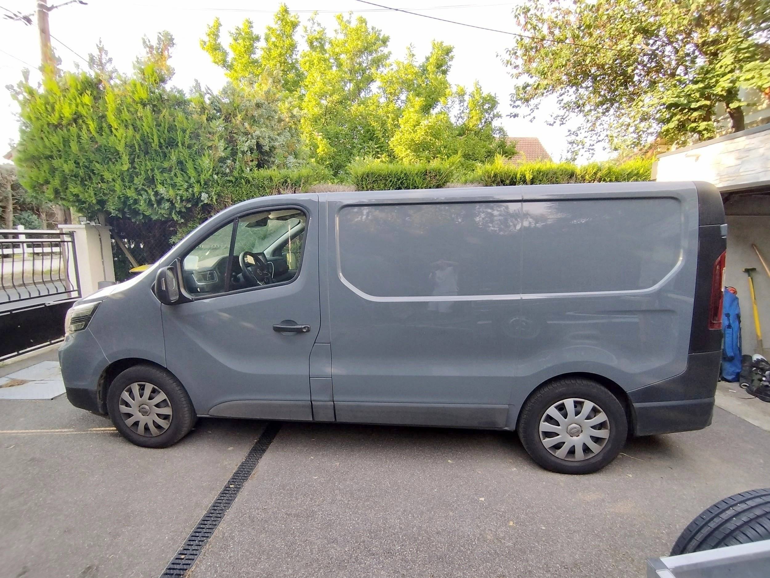 3 C Cartier/Brisebras Atalante