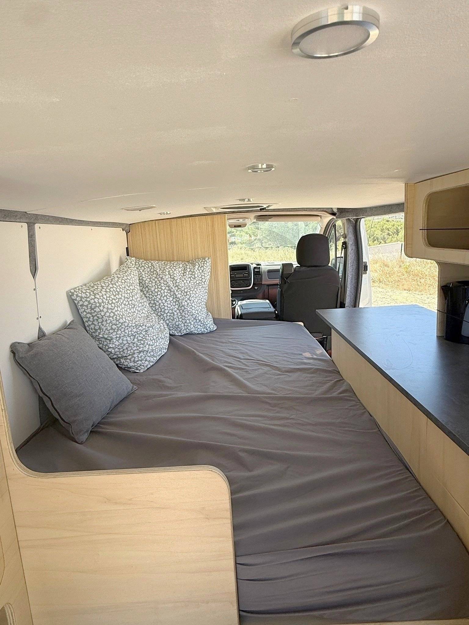 Aménagement personnel RENAULT TRAFIC III 145 GRAND CONFORT ENERGY