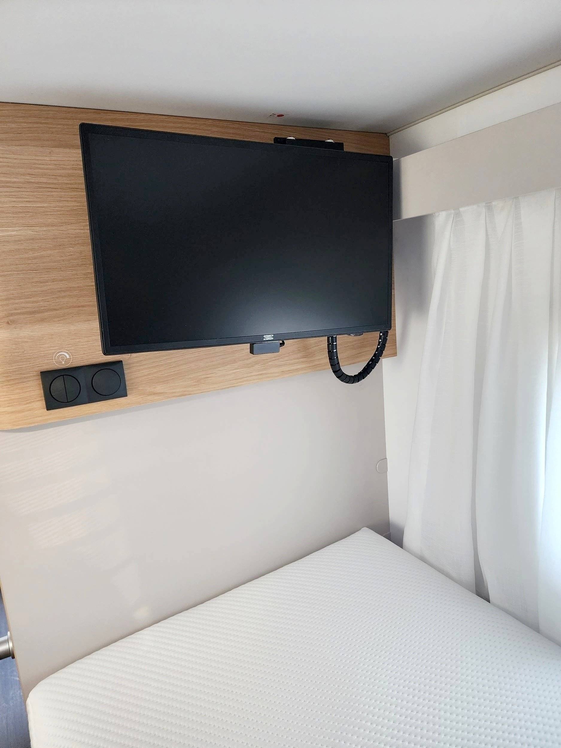 Adria Adria Matrix Axess 650 DC