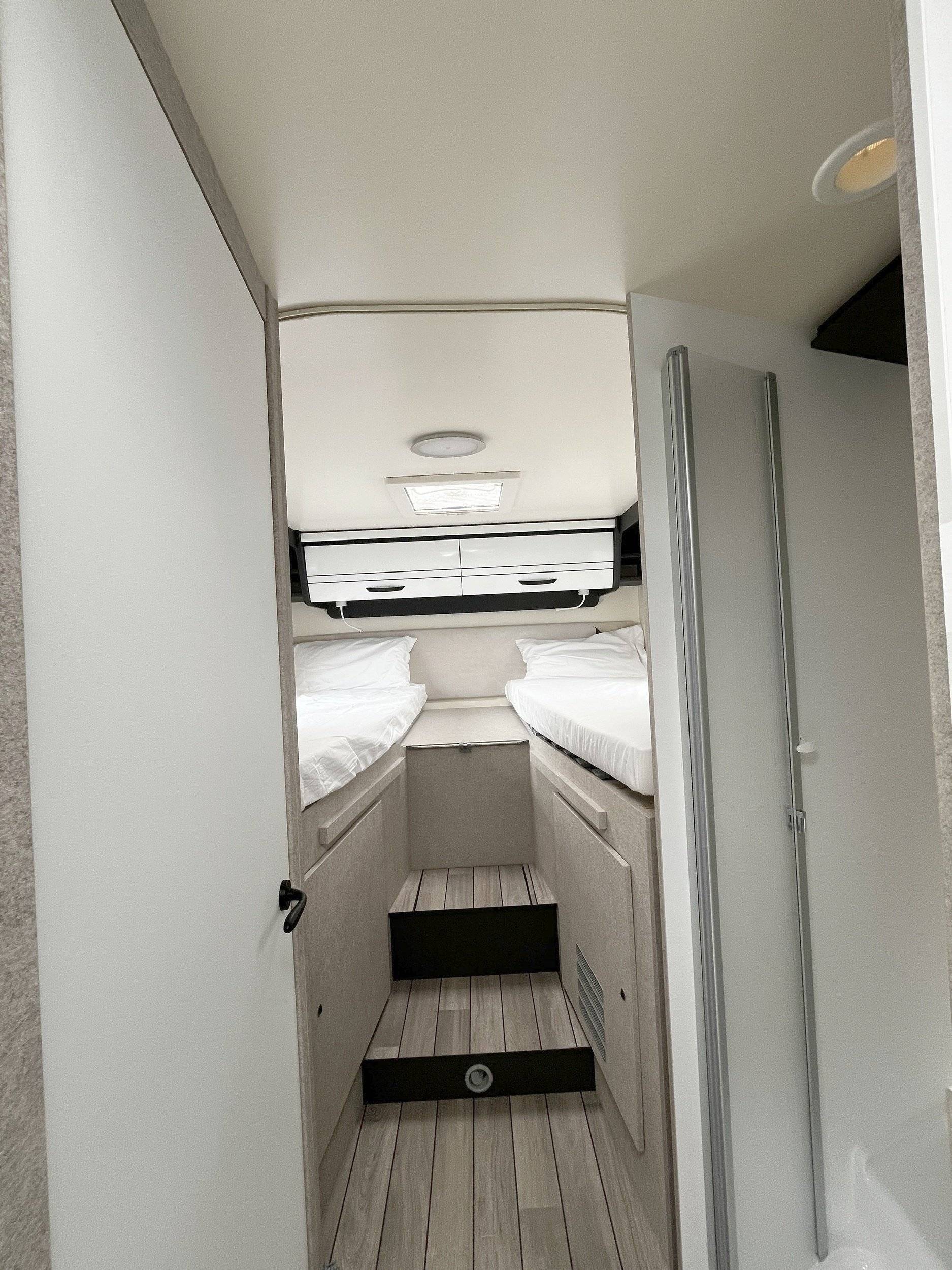 Berth Citroën 140 CV - Yescapa