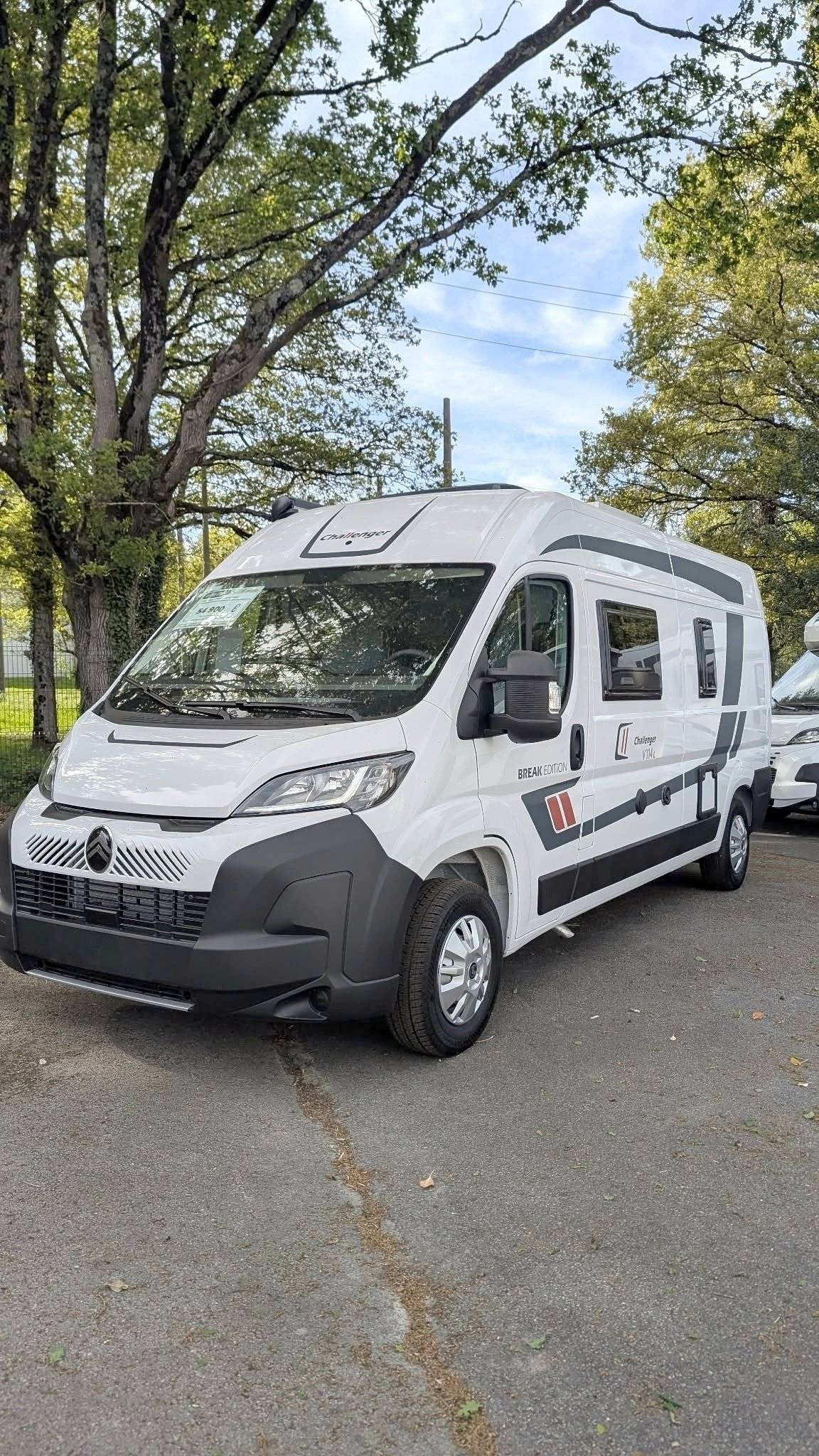 Vista de 3/4 Fiat Ducato 2,2 l Multijet 130 ch. - Yescapa