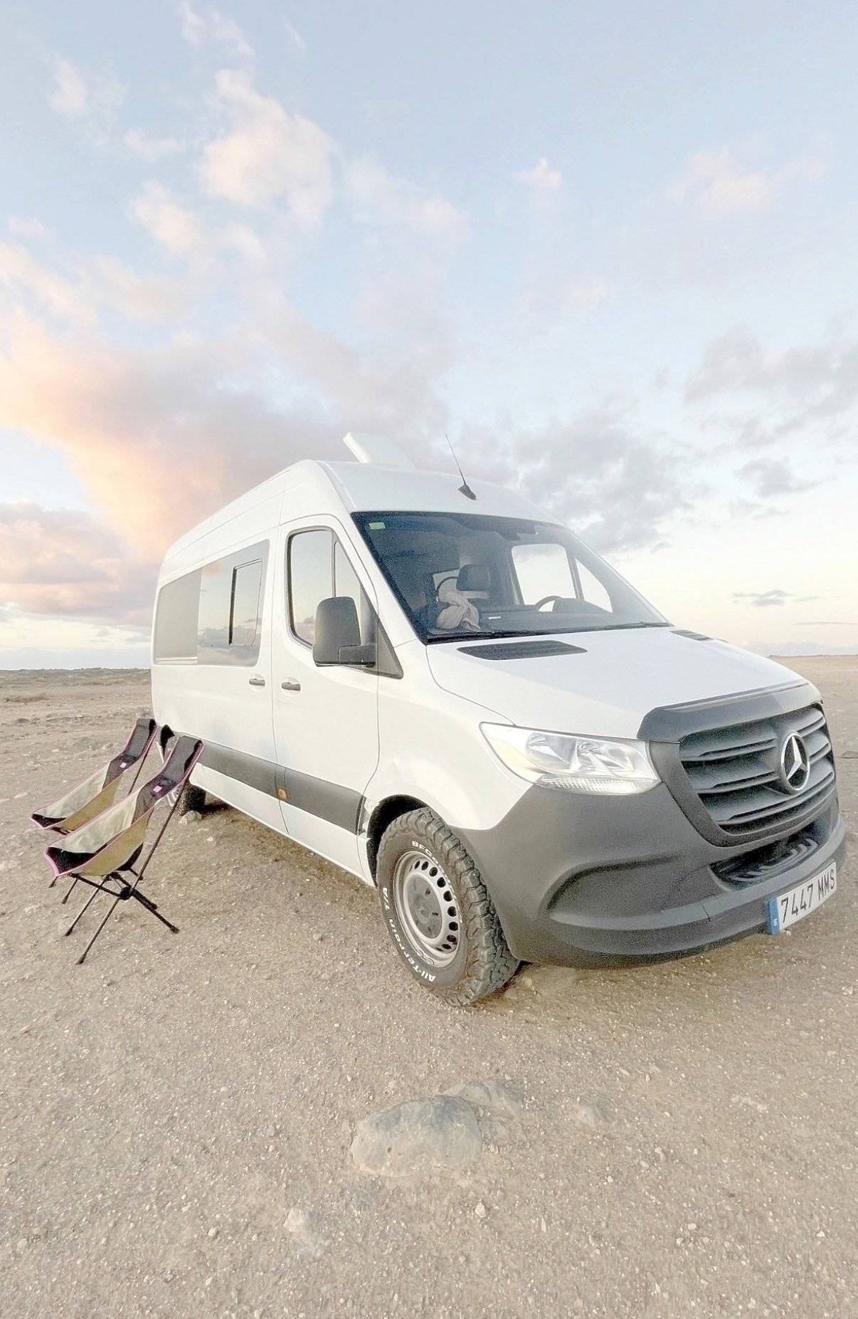 Vista de 3/4 Mercedes Sprinter 2,2 l 163 ch - Yescapa