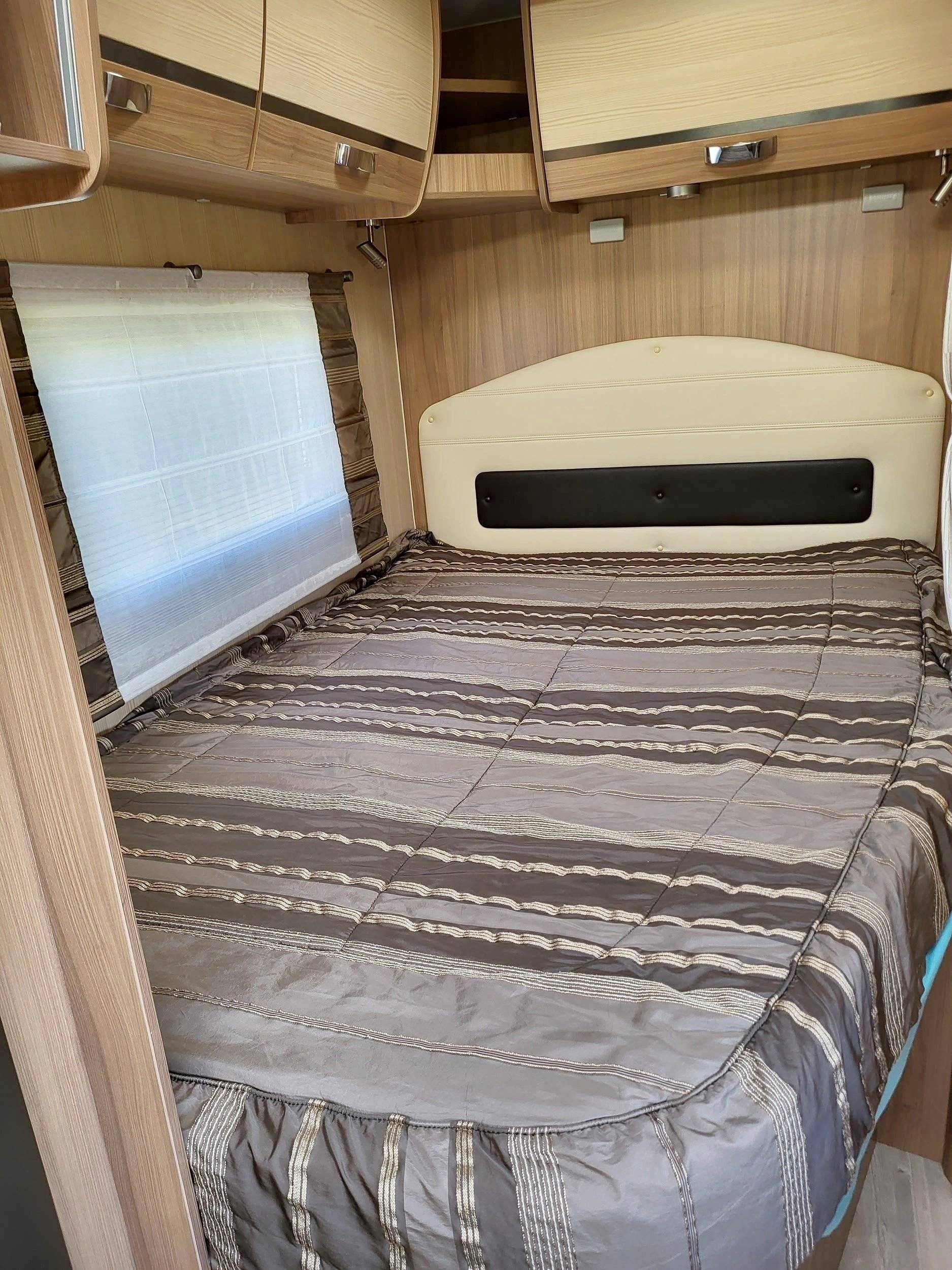 Plazas en cama Fiat Ducato 2,2 l Multijet 130 ch. - Yescapa