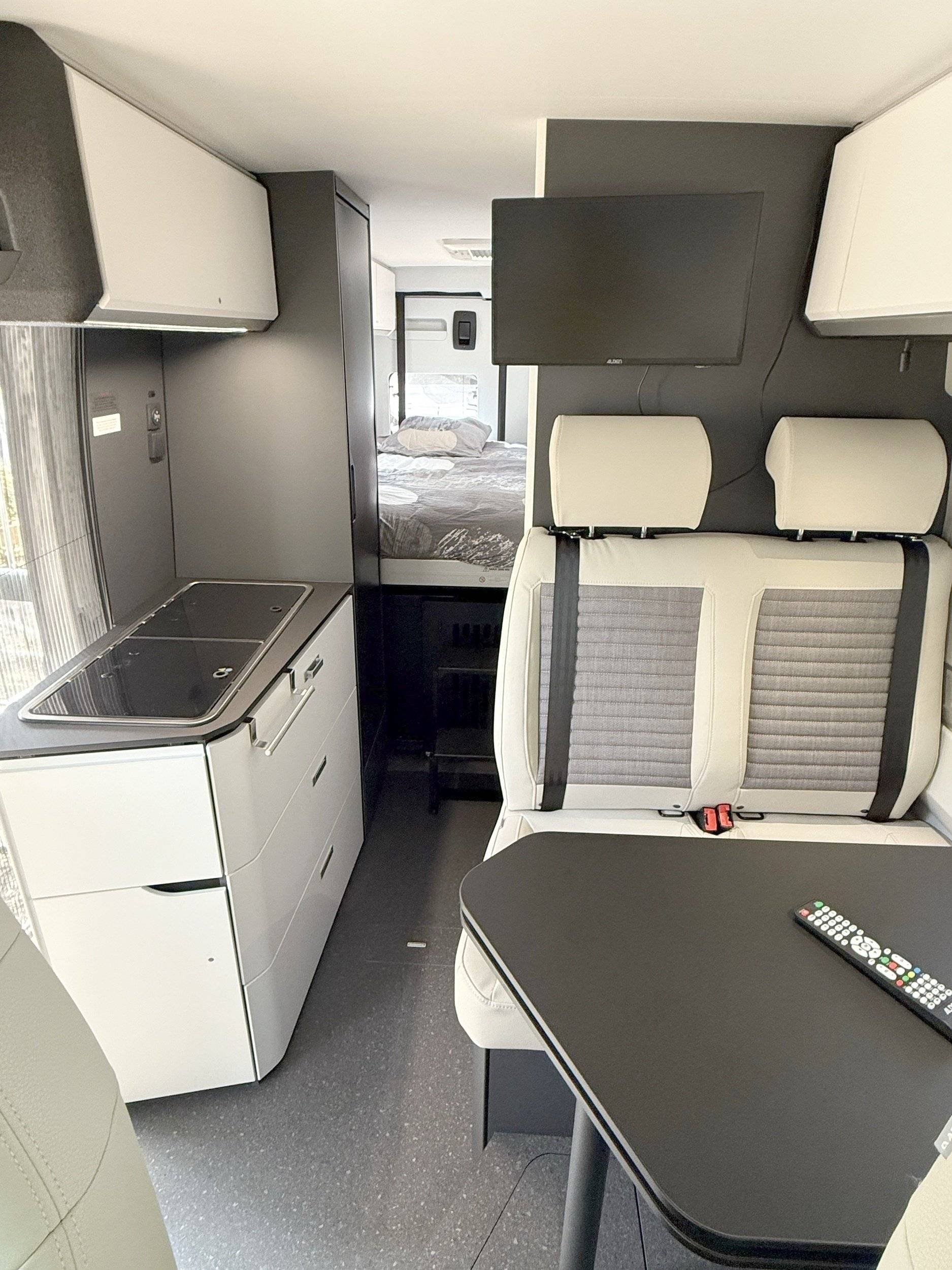 Adria Twin 640 SGX Plus