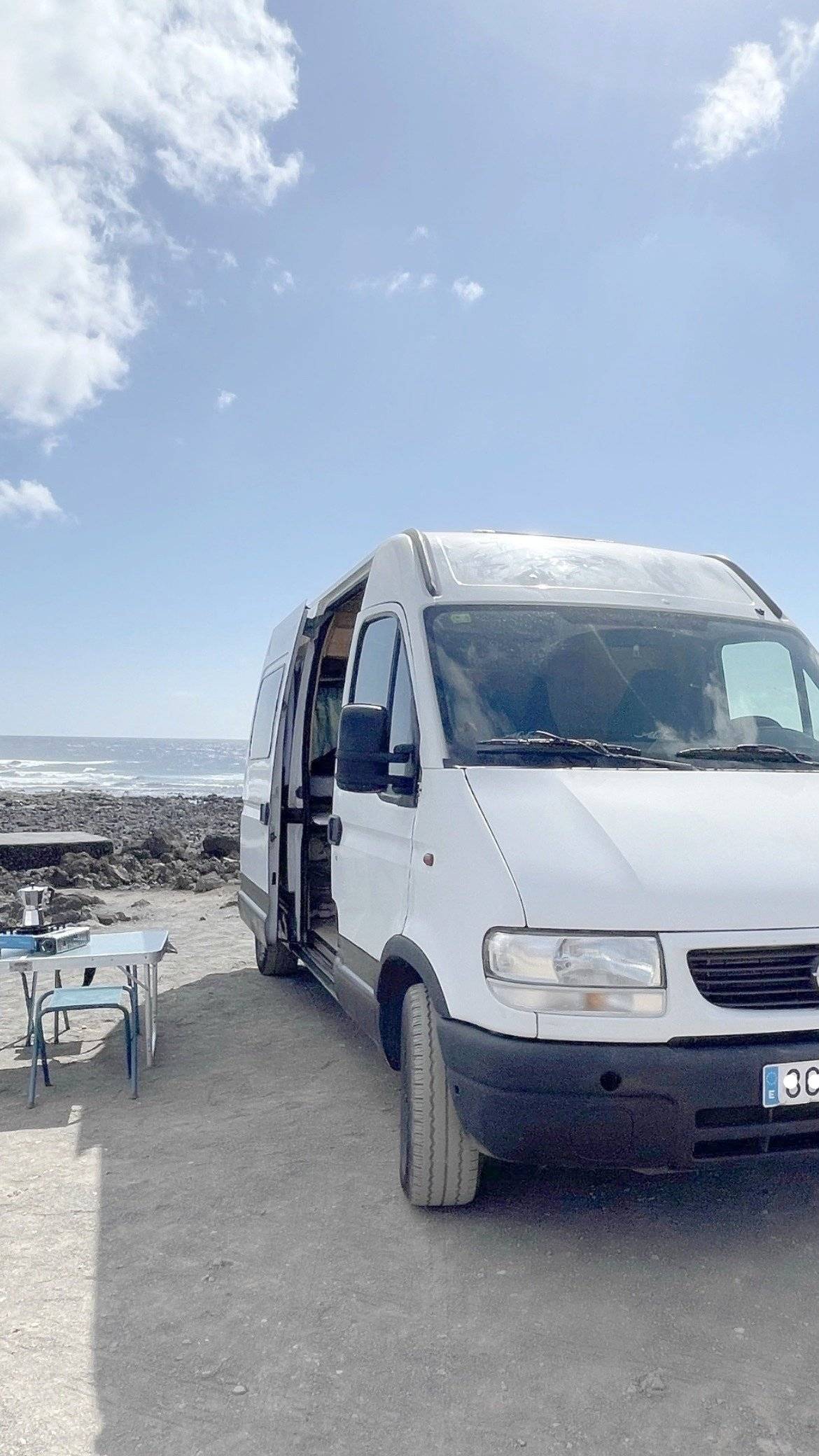 Voorkant 3/4 Opel - Yescapa