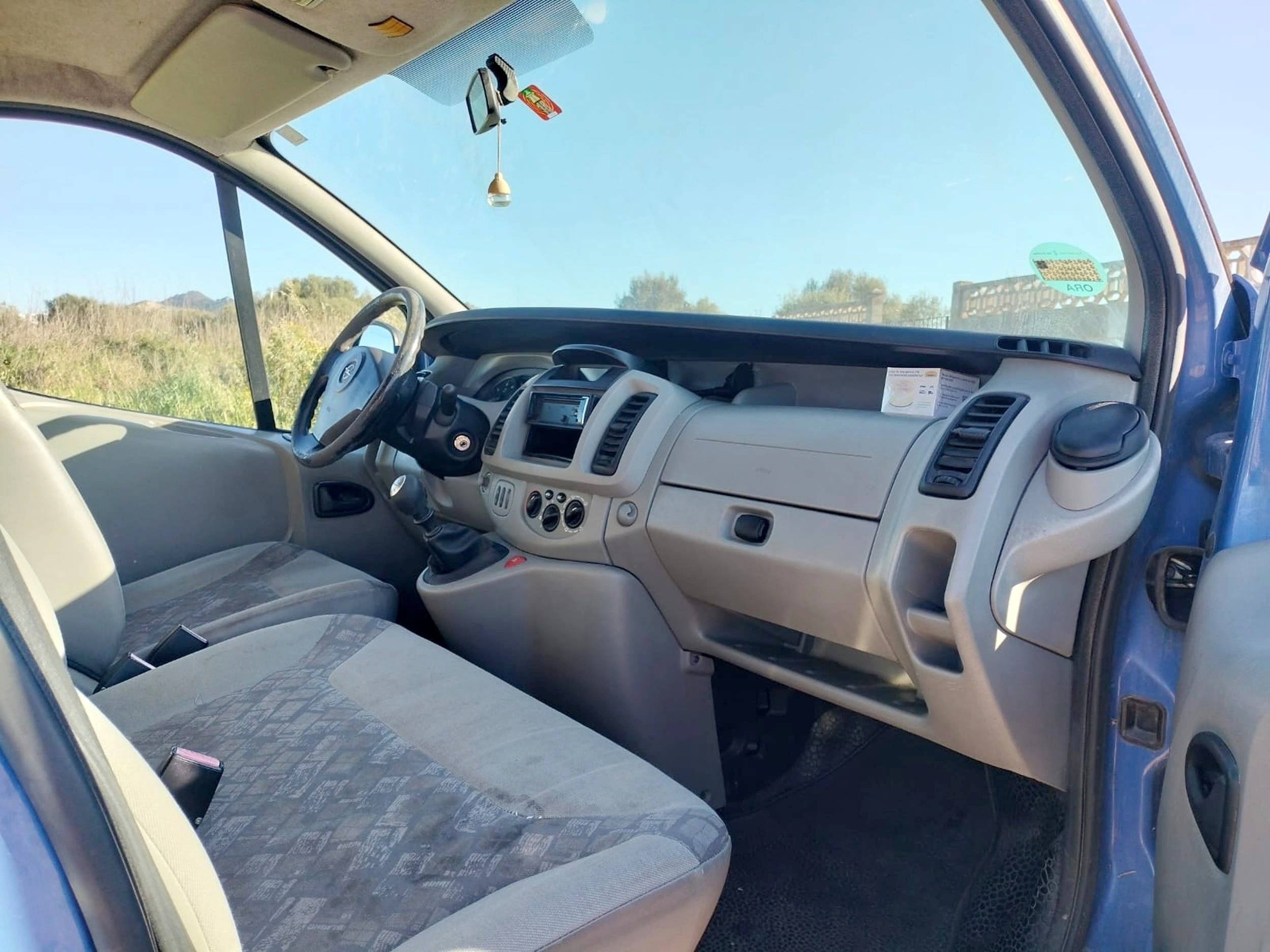 Vivaro  Vivaro