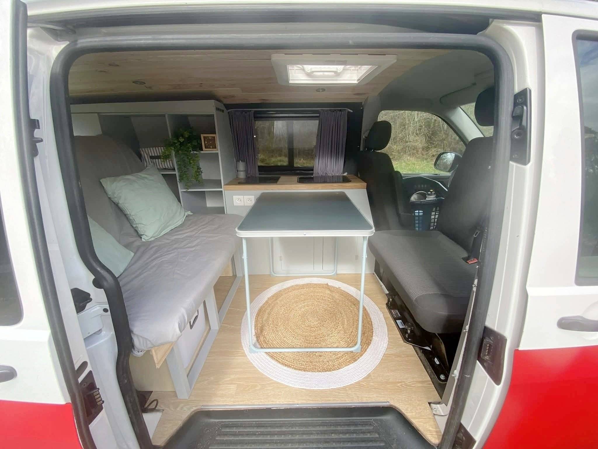 Essecke Volkswagen Transporter T6.1  2,0 l 110ch - Yescapa