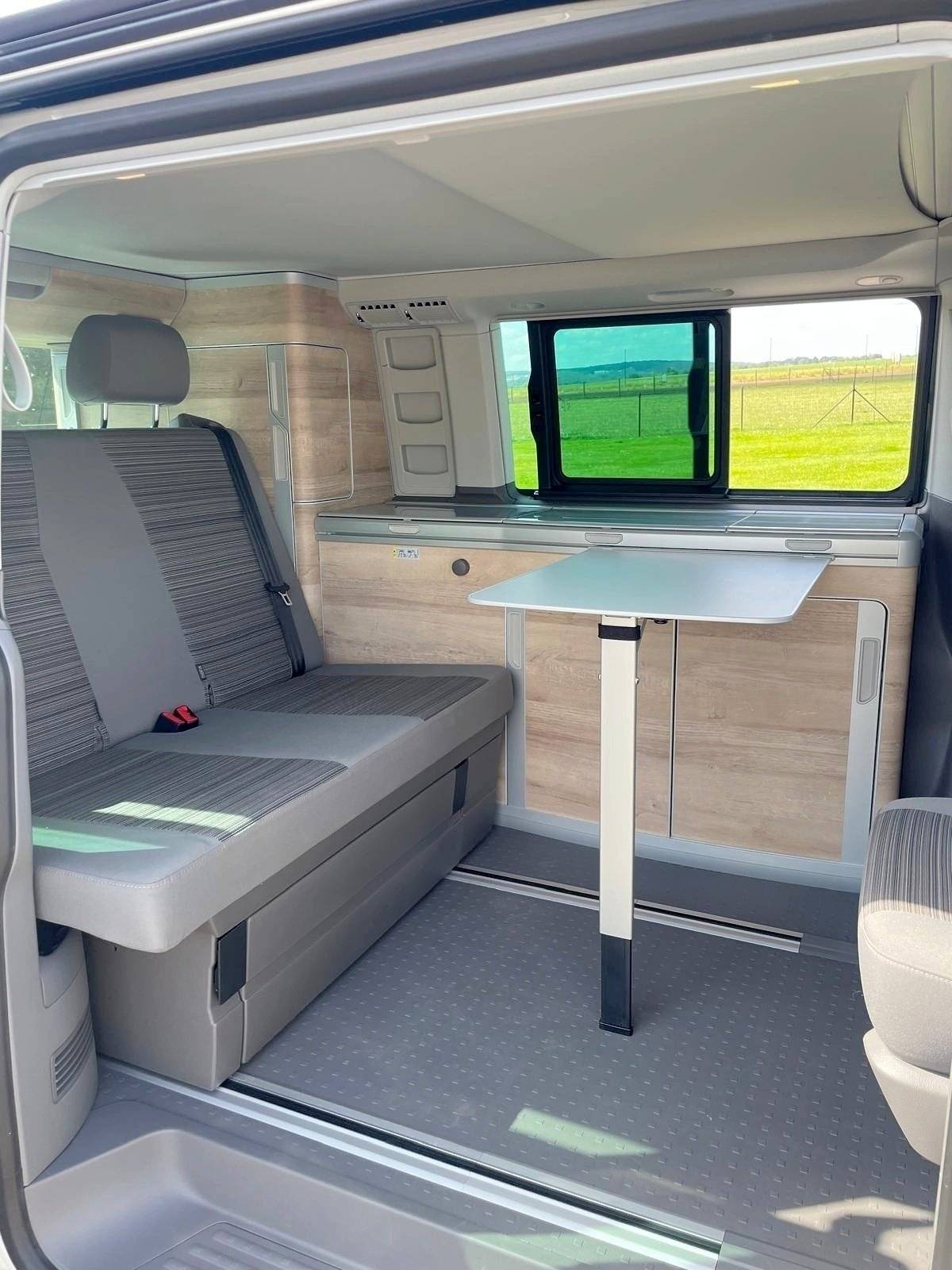 Volkswagen Volkswagen T6.1 California Coast