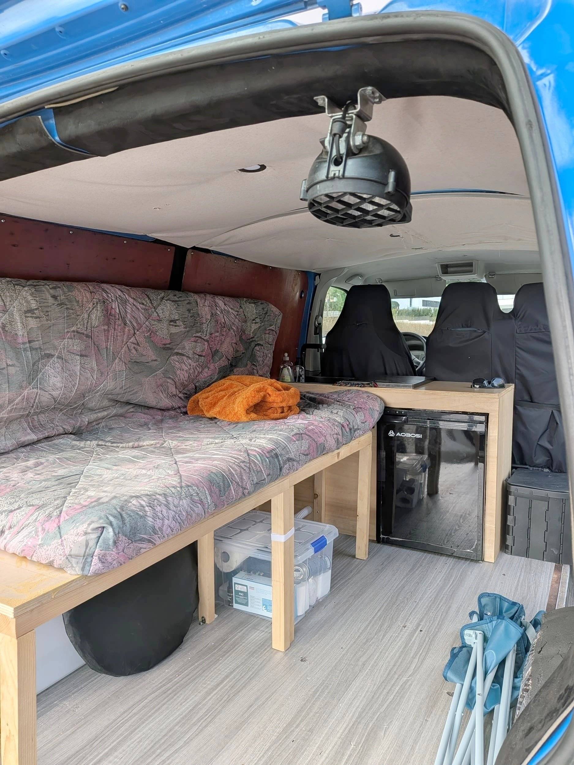Volkswagen Transporter T5 2 l 102 ch