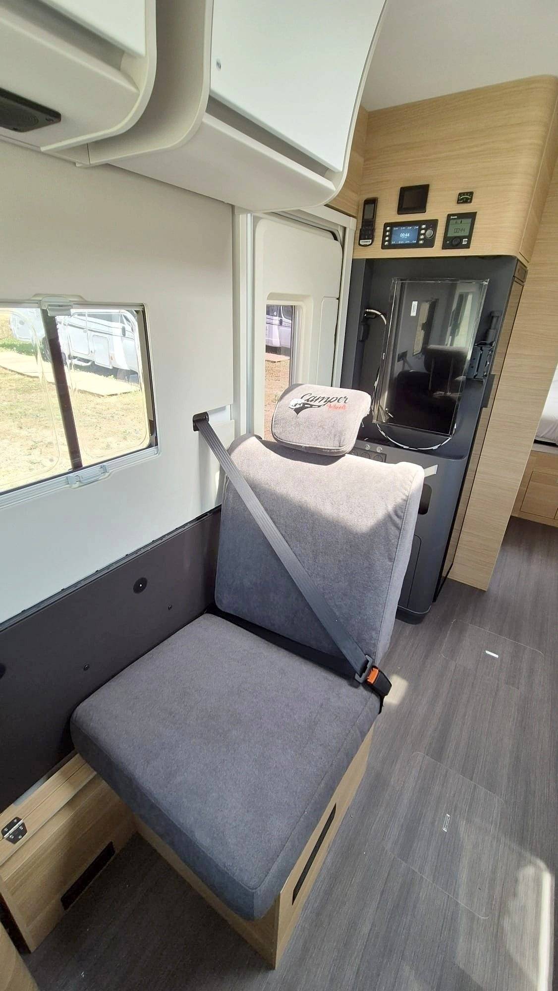 Adria SONIC 700 PLUS DC