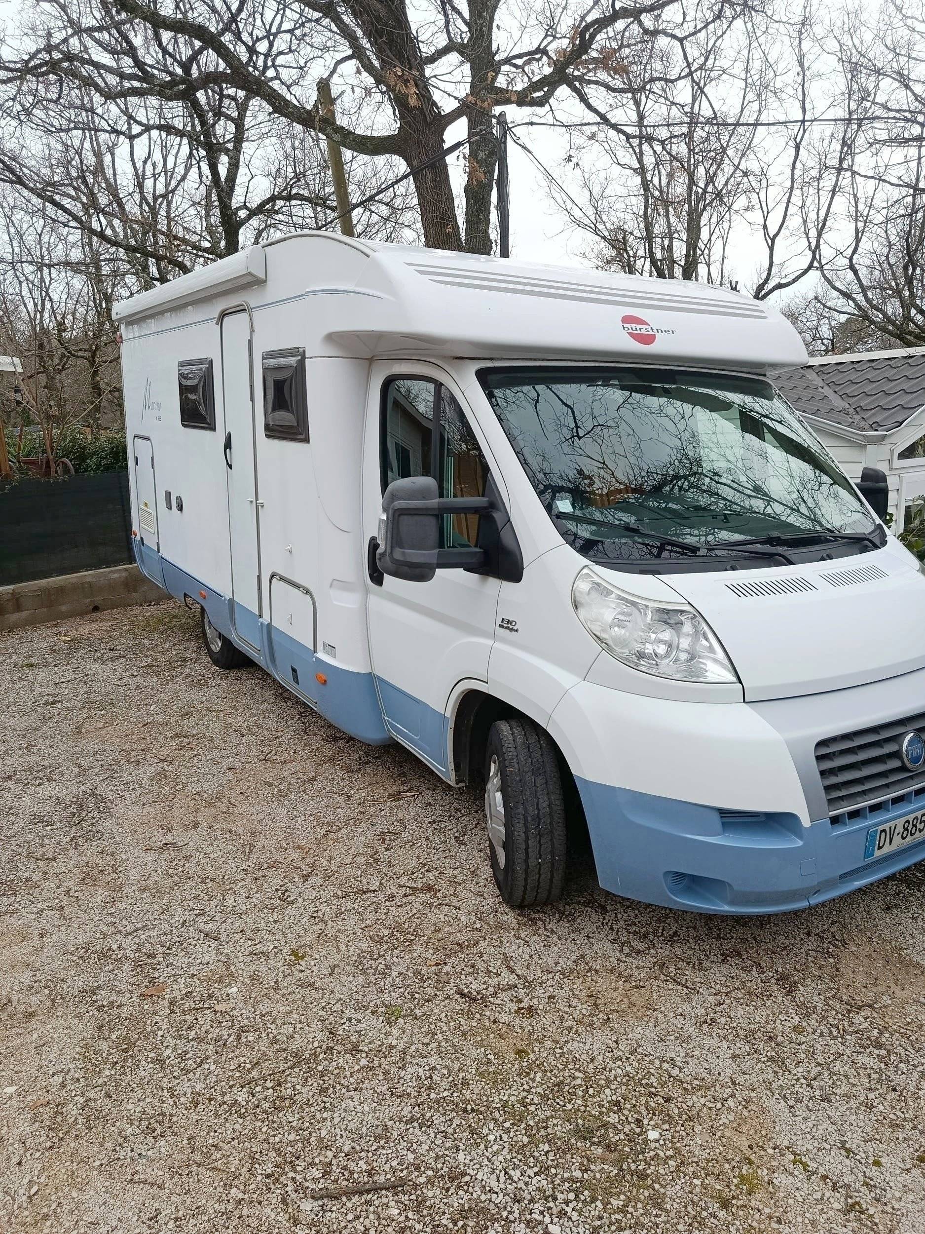 Voorkant 3/4 Fiat Ducato 2,3 130 ch - Yescapa