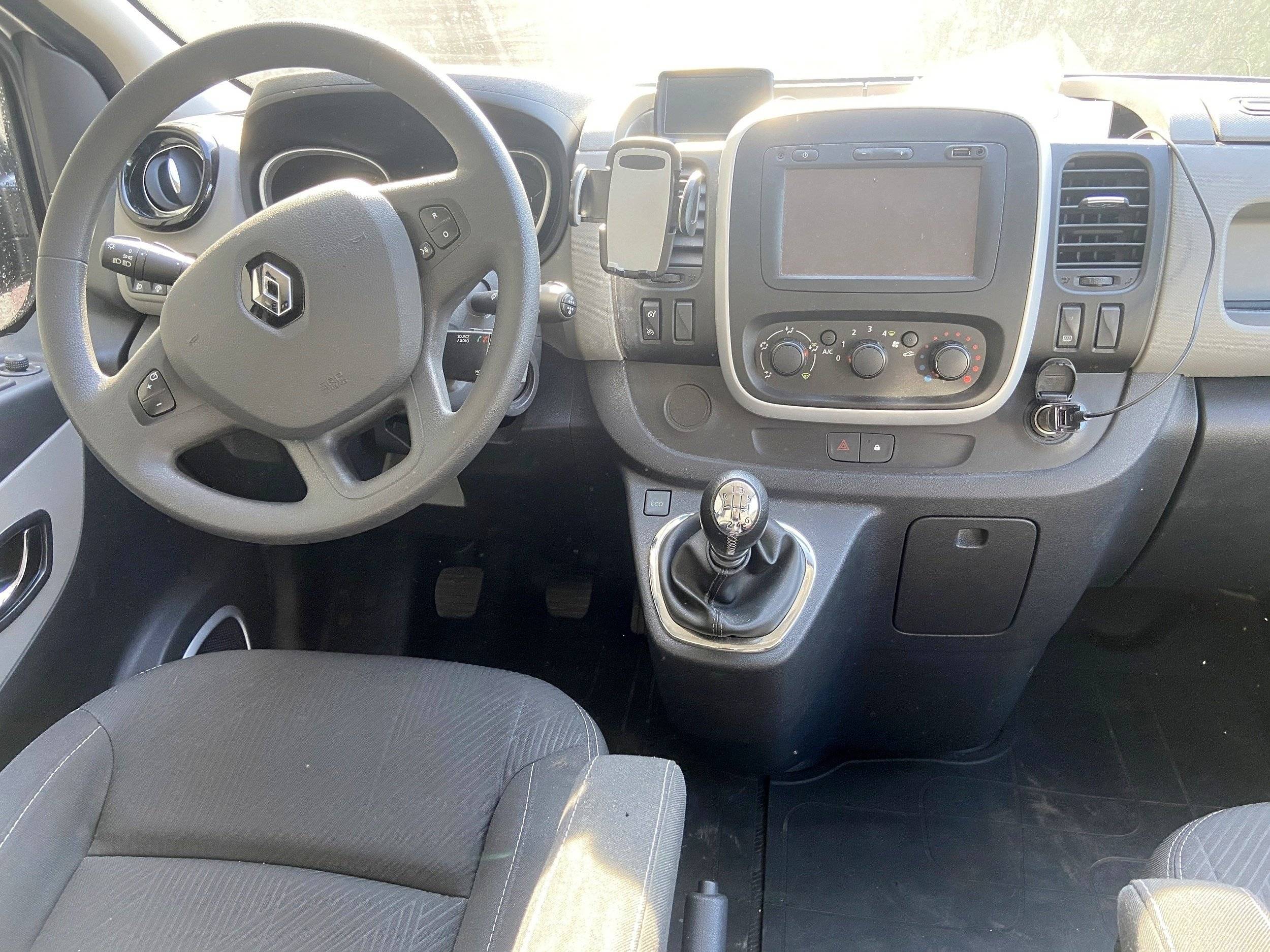 Renault Trafic L2H1 2 l 120 ch