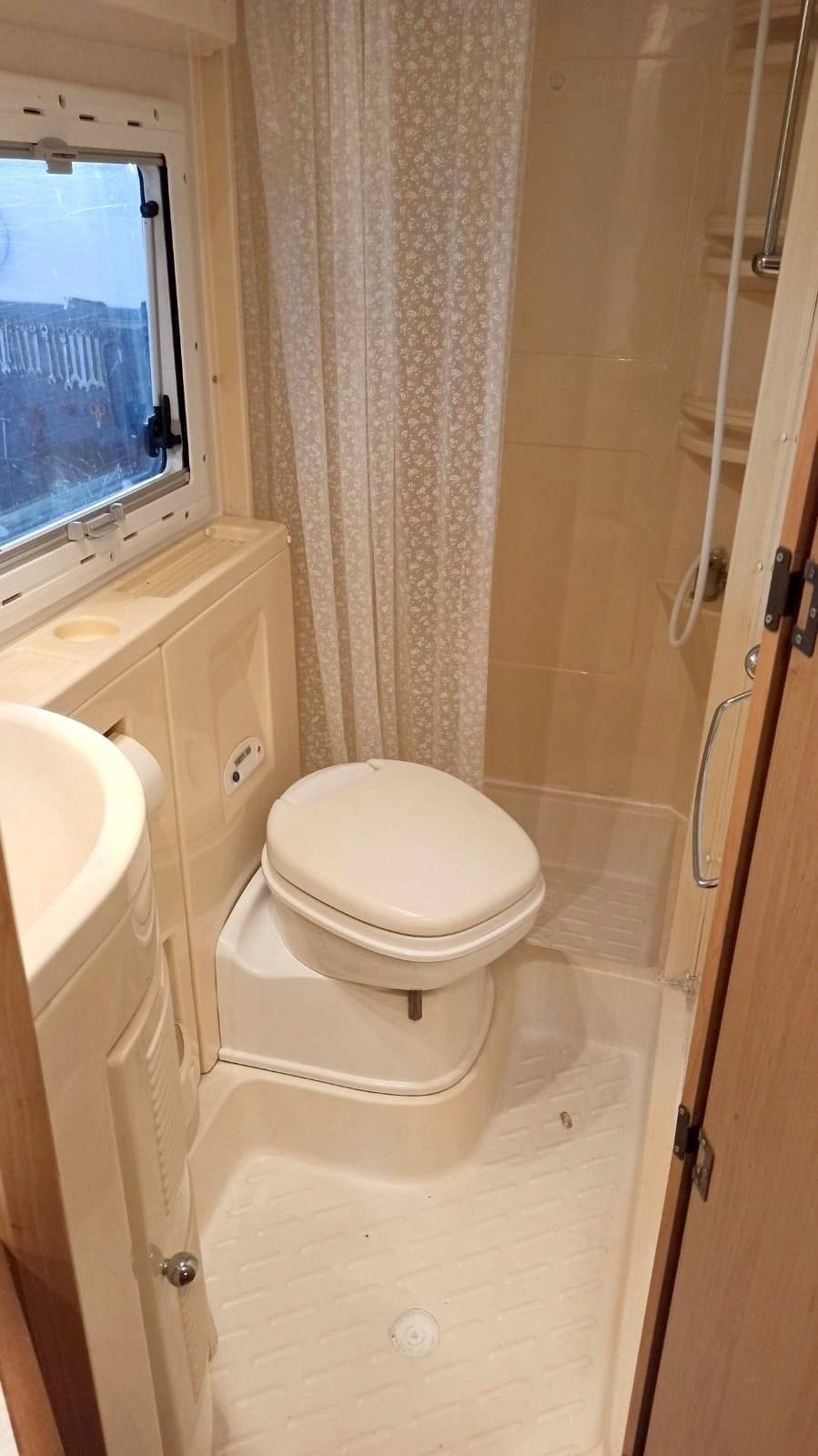 Kentucky Camp - Ford Transit MK2