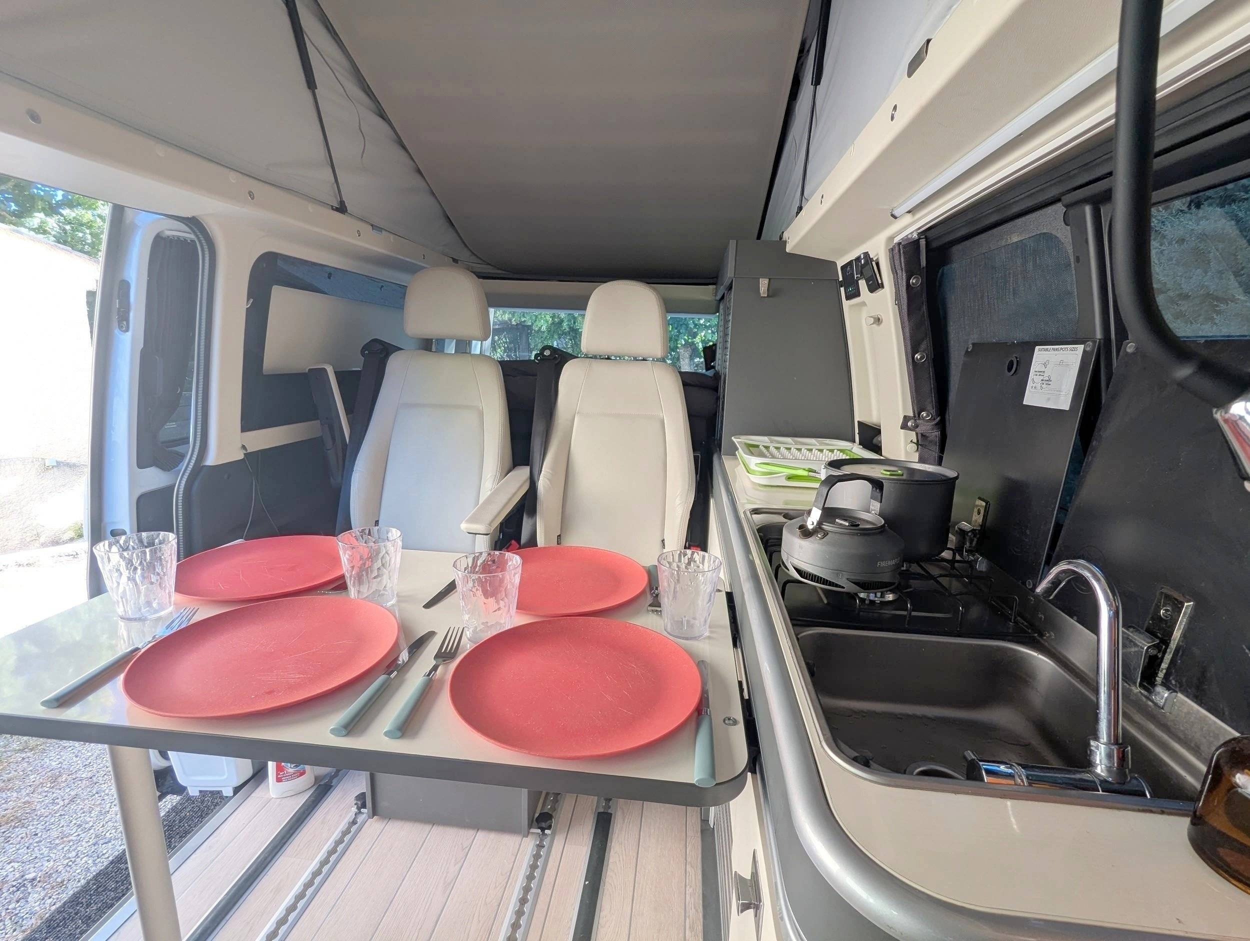 Comedor Volkswagen T6.1  2,0 l 150 ch DSG7 - Yescapa