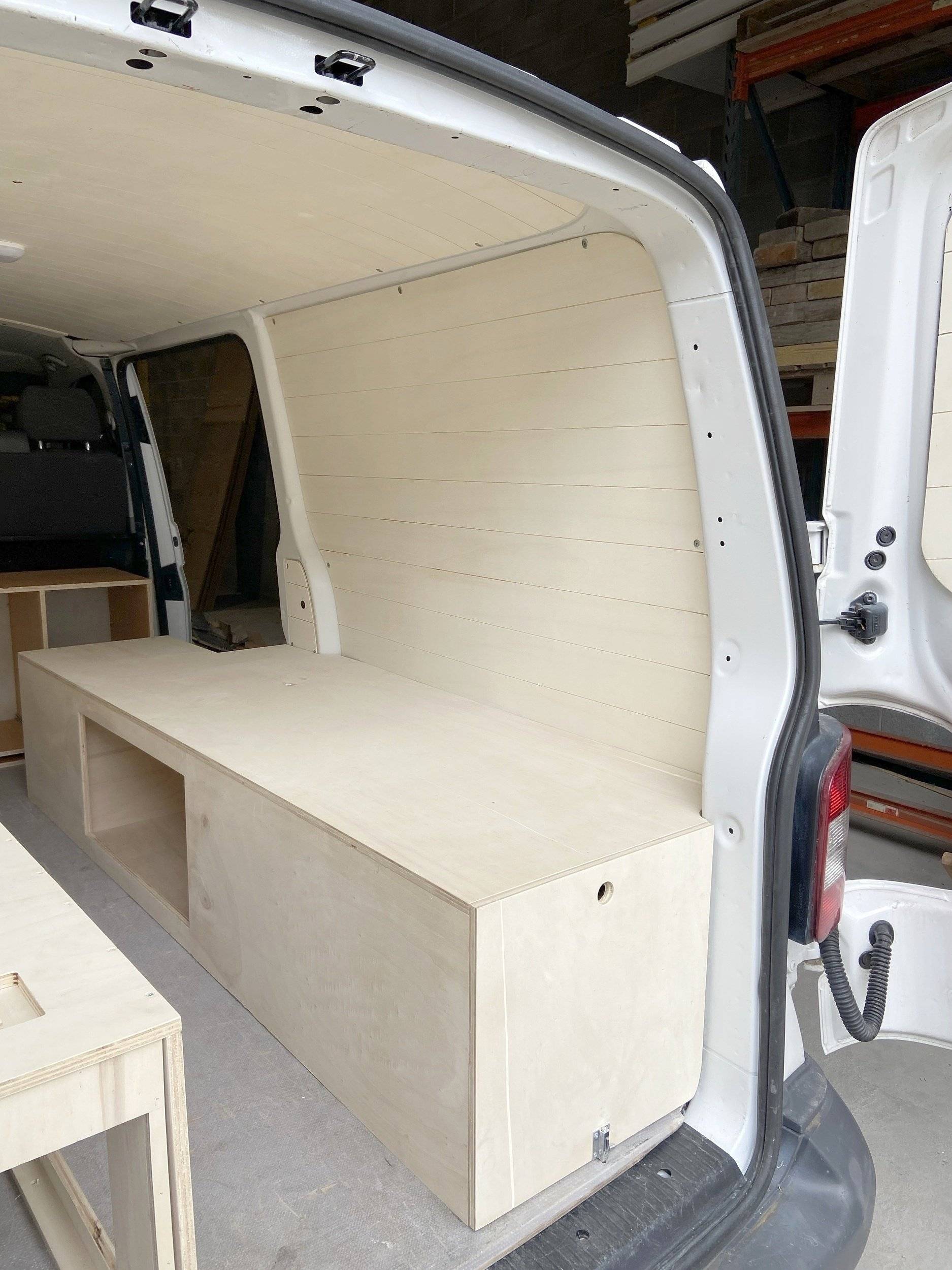 Volkswagen T5 2 l 102 ch