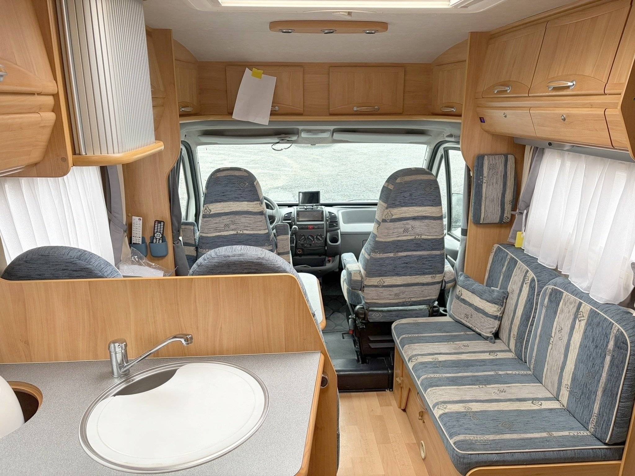 Adria 4 Twin