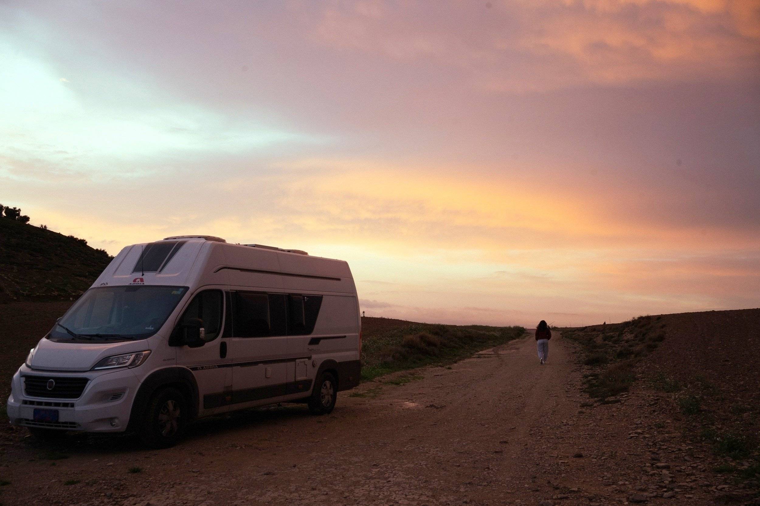 Vista frontale a ¾ Fiat Fiat ducato maxi - Yescapa