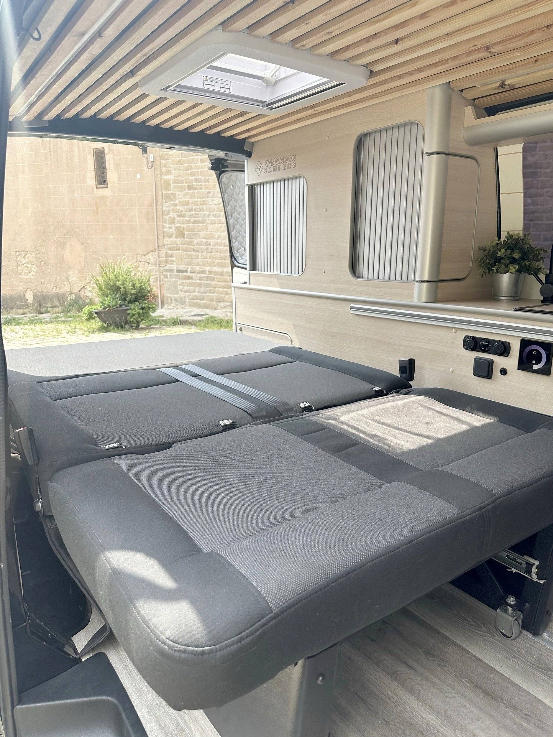 Couchages Volkswagen T6 2,0 l 102 ch - Yescapa