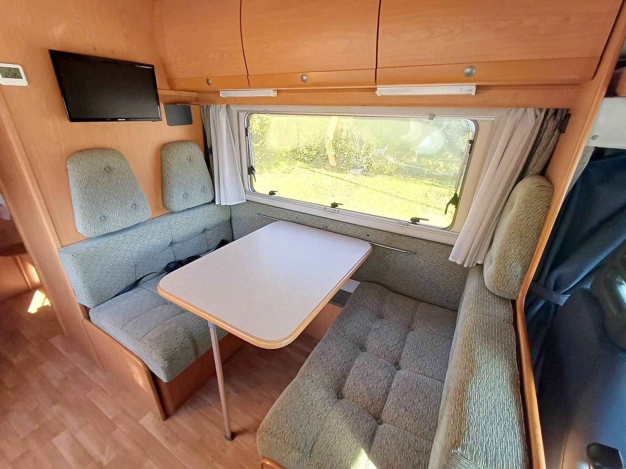 Dinette Fiat - Yescapa