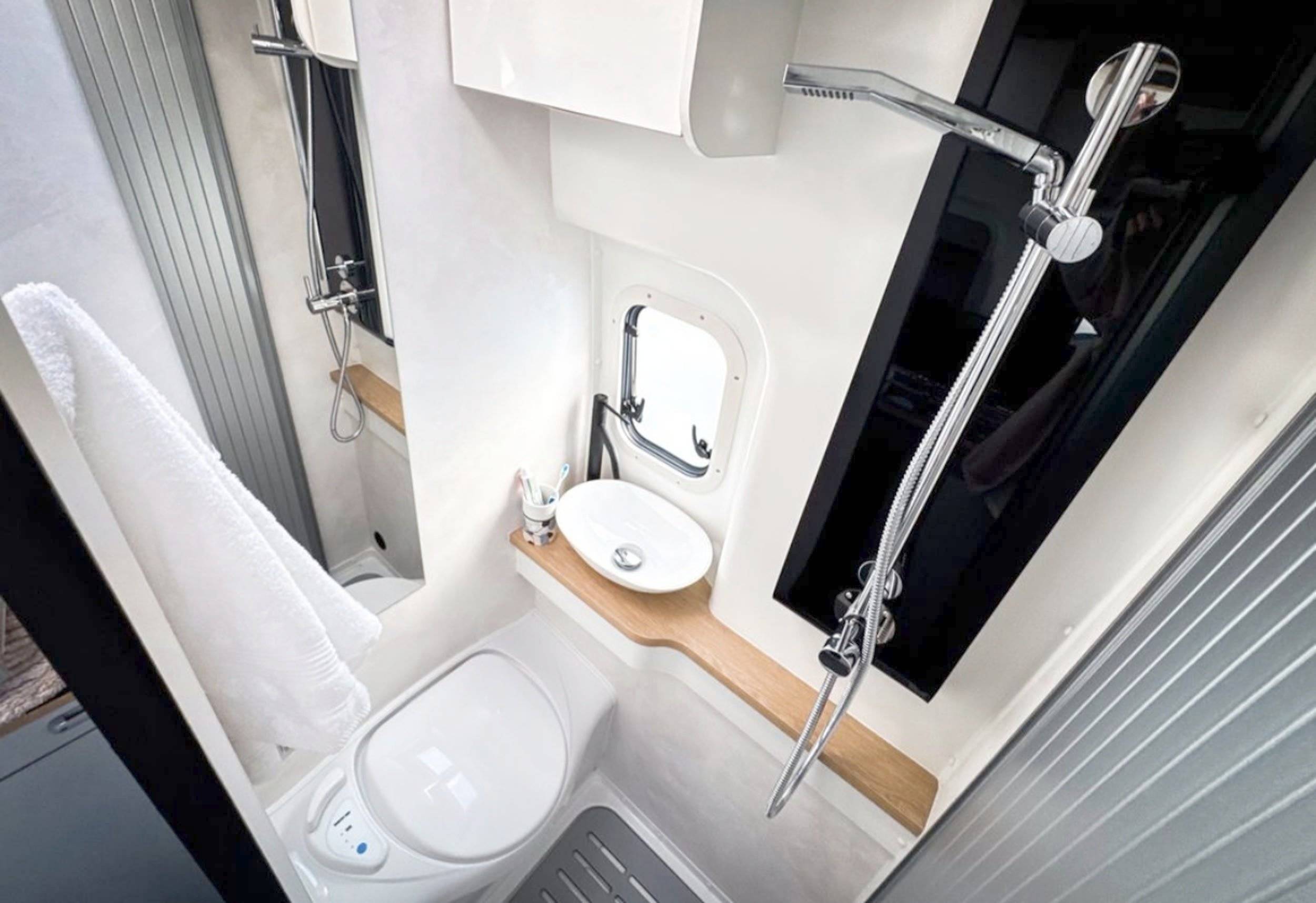 Pilote Transit 2,0 l 170 ch